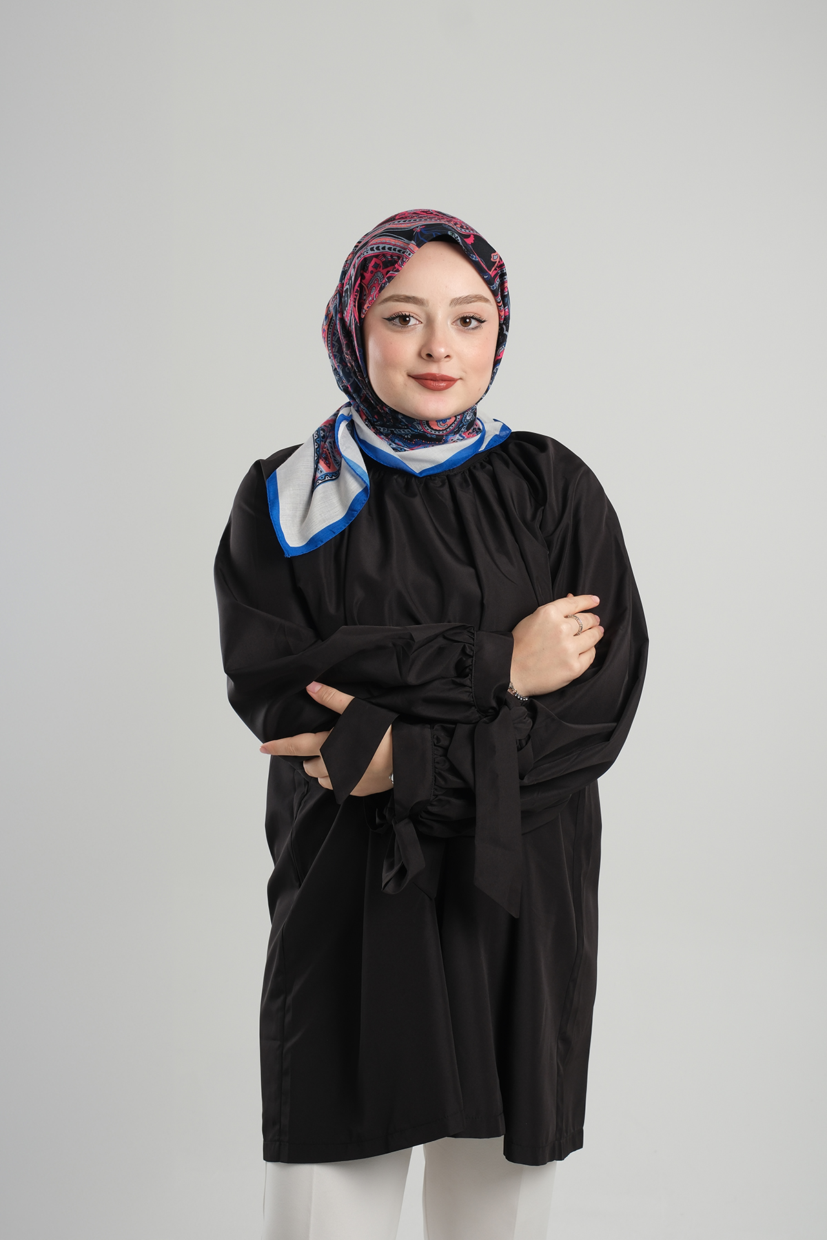 Saks Mavisi Desenli Eşarp Kesik Elyaf Pamuksu Etnik Dijital Baskılı - Hürrem Bone 202203_24