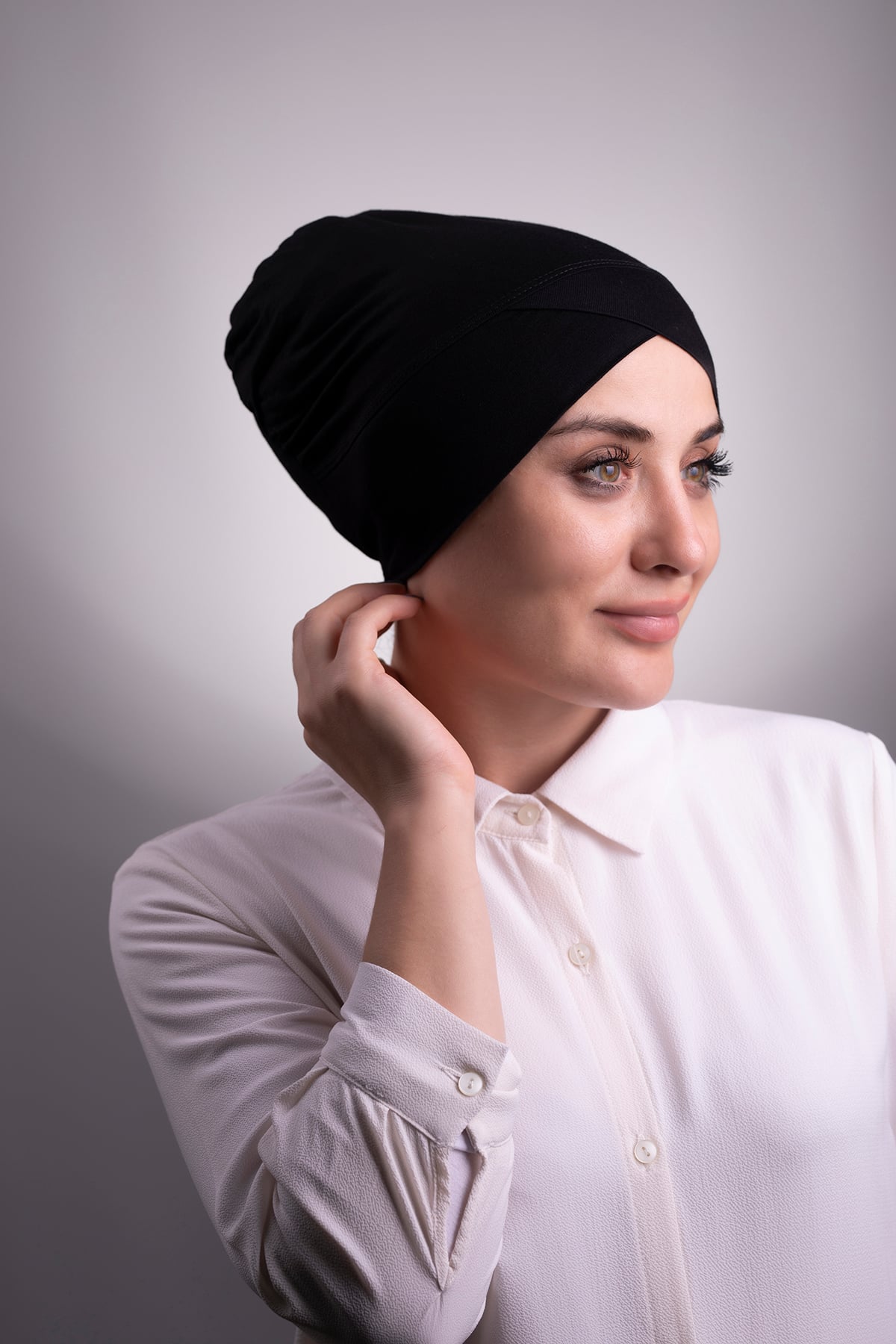 Siyah Pratik Hazır Geçmeli İç Bone Viskon Kumaş Çapraz Tek Bantlı - Halven 3004