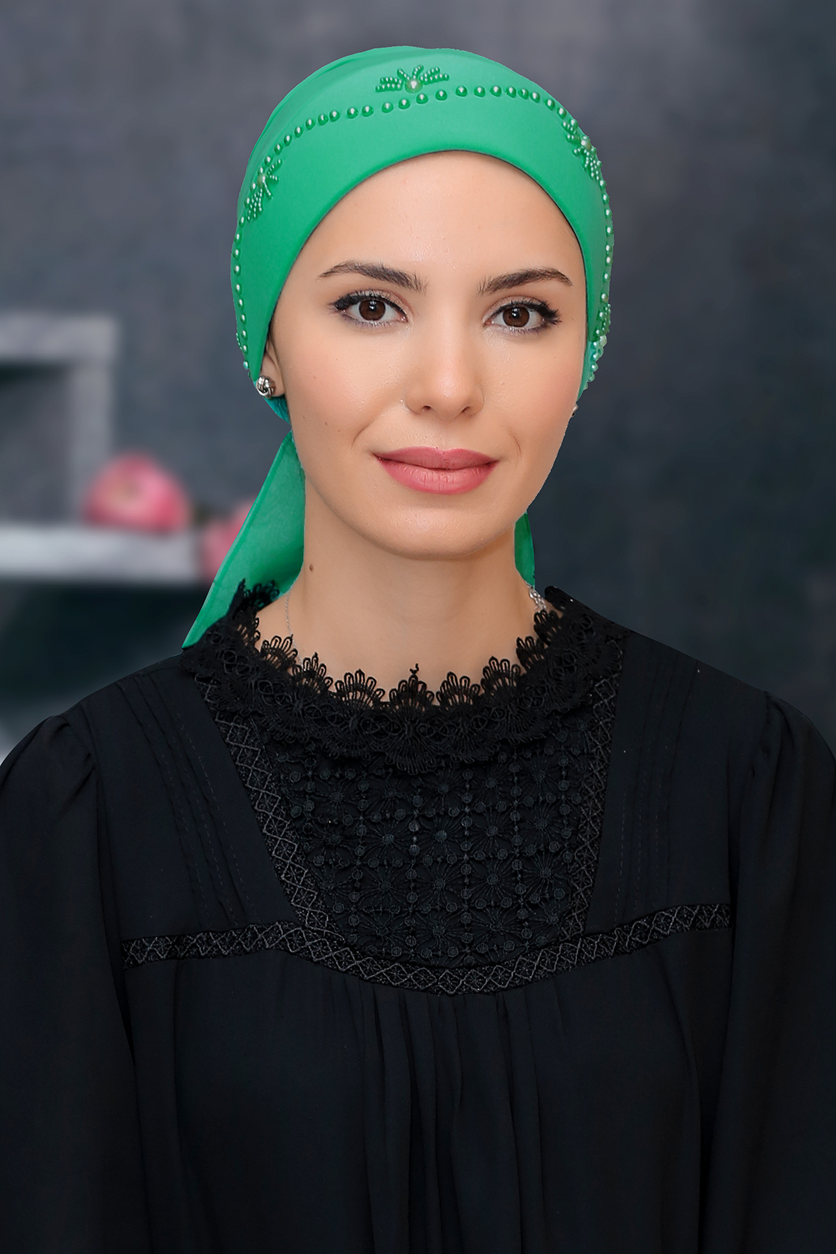 Su Yeşili Pratik Hazır Geçmeli Tesettür Bone Sandy Kumaş Güllü Boncuklu İşlemeli - Hürrem 1206
