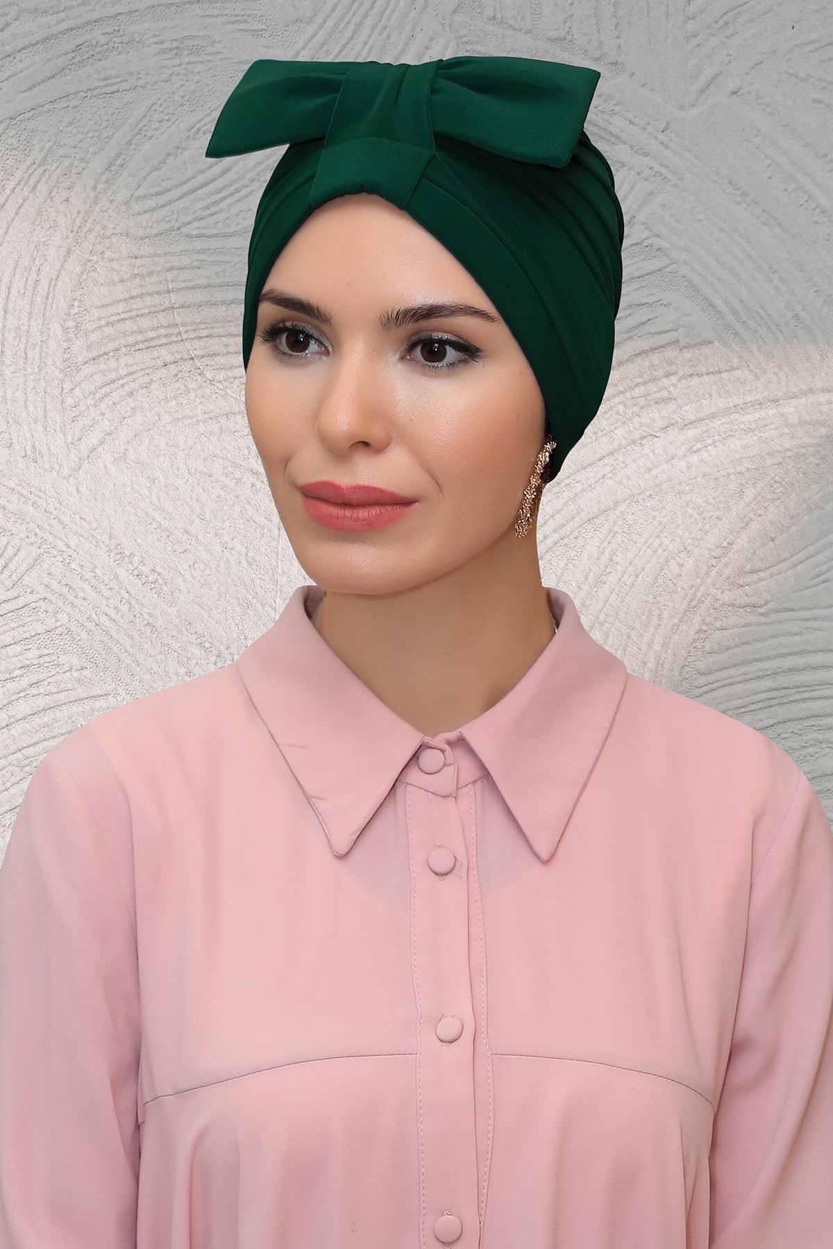 Zümrüt Pratik Hazır Geçmeli Tesettür Bone Sandy Kumaş Fiyonklu Büzgülü - Hürrem 7010