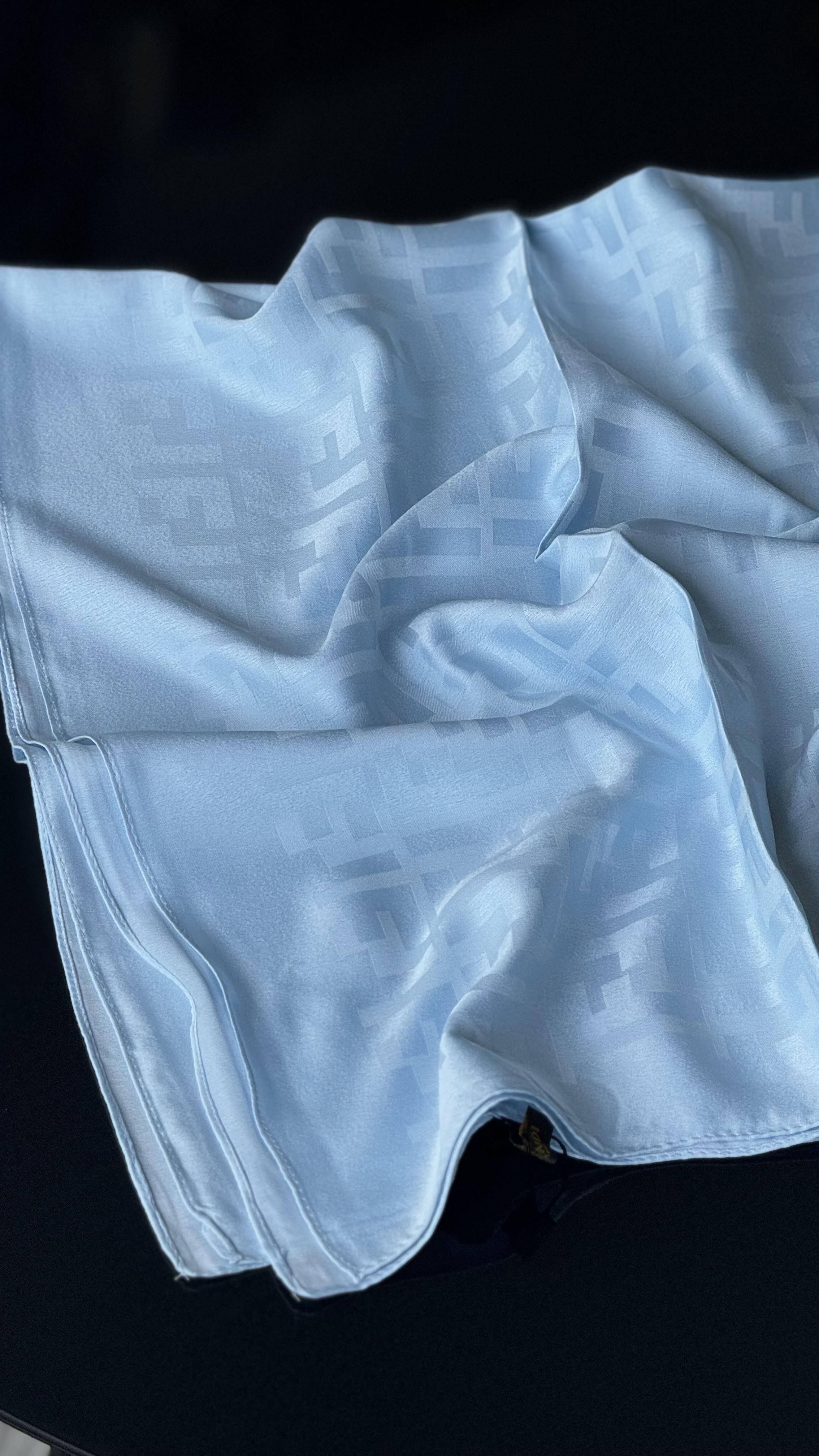 BEBE MAVİSİ İPEK PAMUK EŞARP 