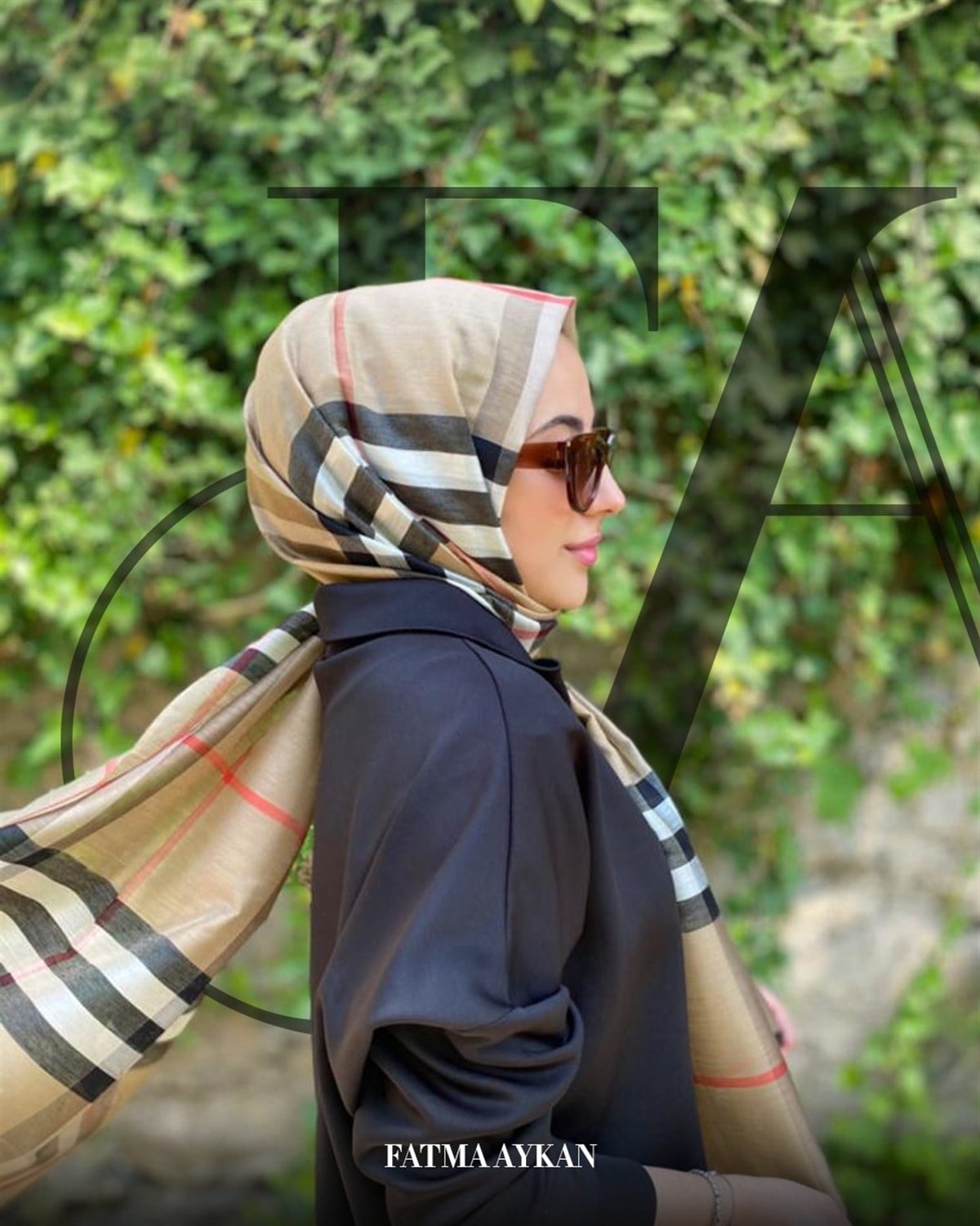 BURBERRY SÜTLÜ KAHVE