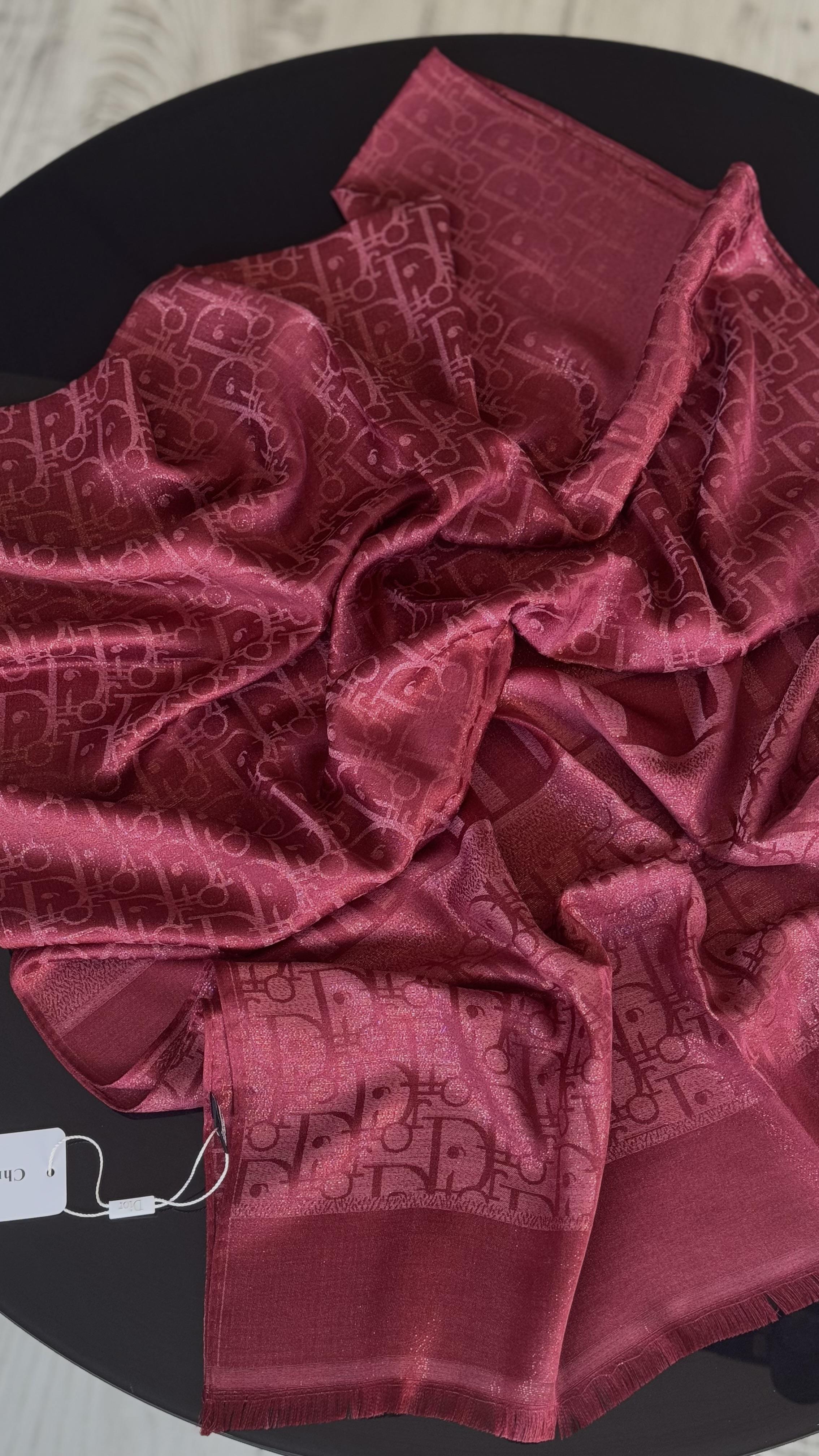 D KIRMIZI SİMLİ İPEK ŞAL