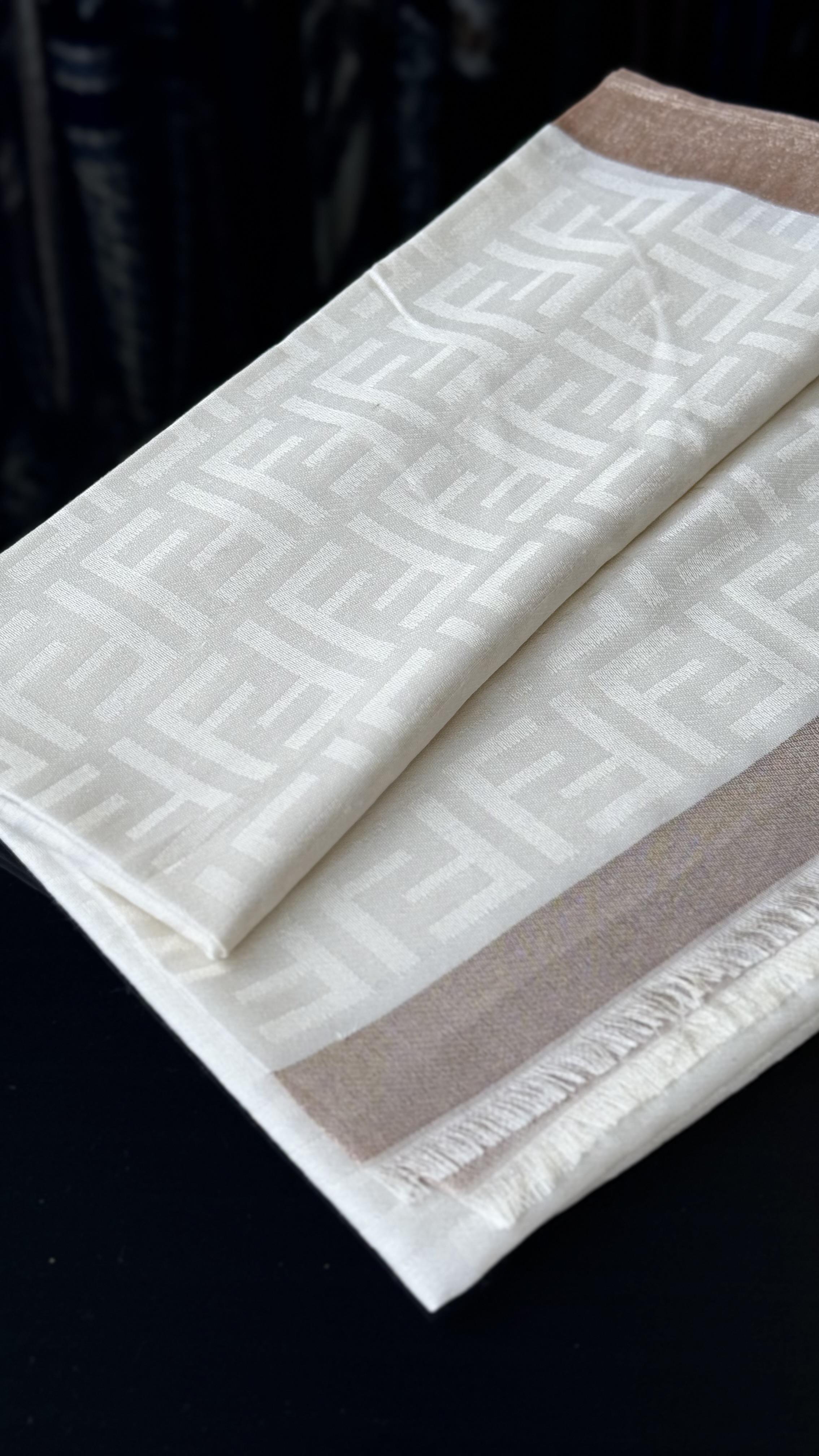 EKRU İNCE YÜN İPEK ŞAL