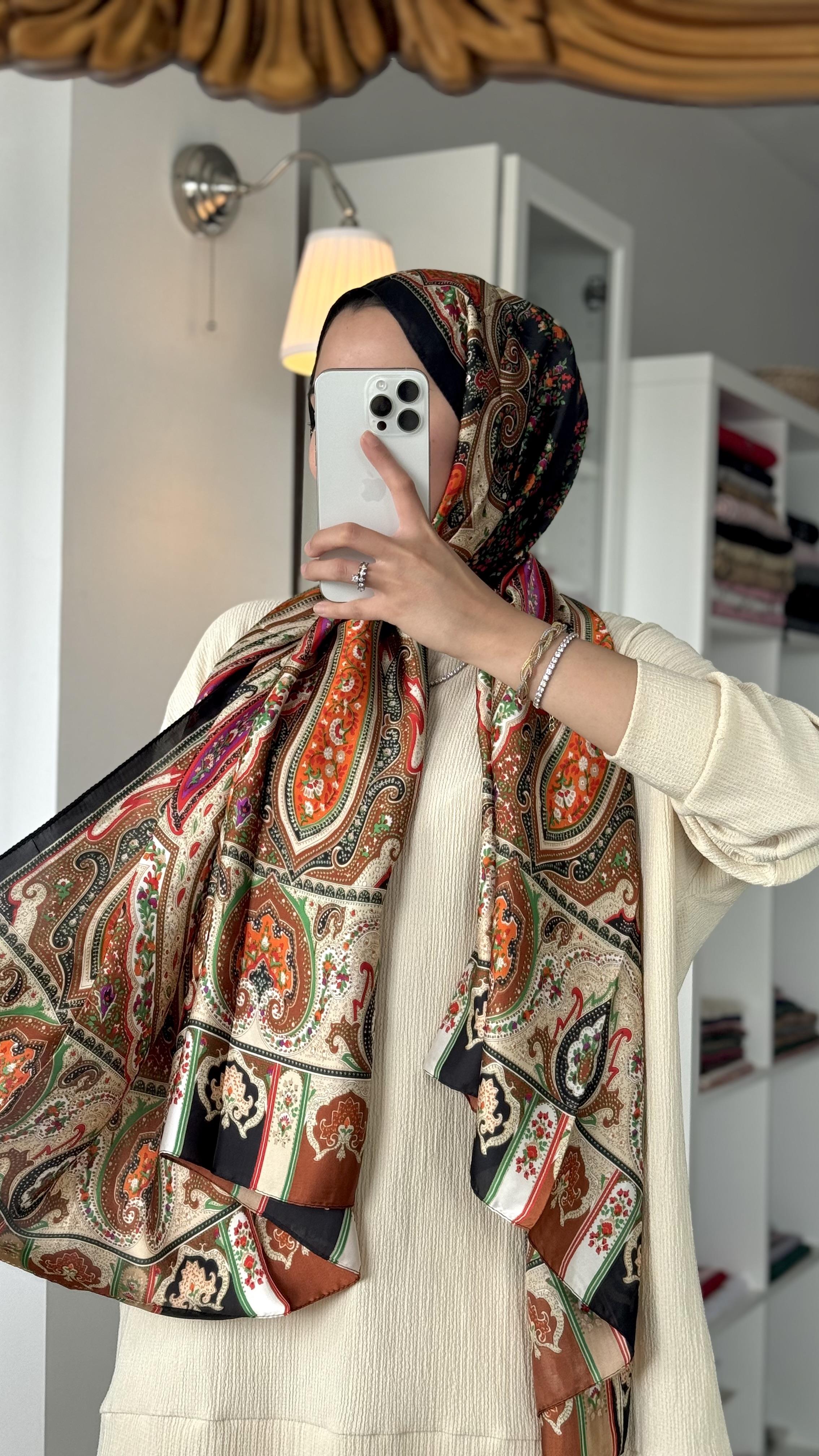 ETRO DESEN SİYAH GEÇİŞLİ ÇOK RENKLİ ŞAL 