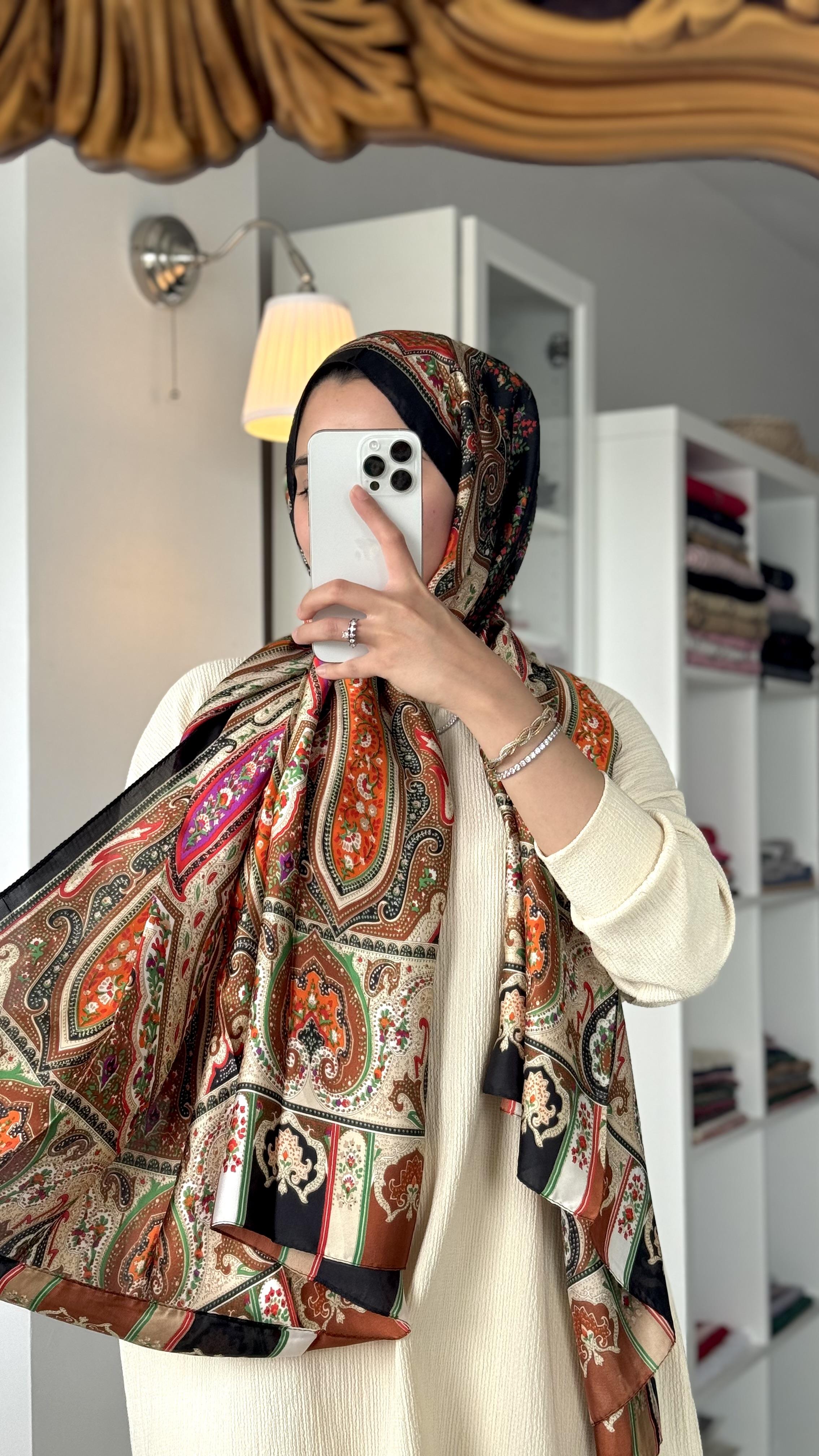 ETRO DESEN SİYAH GEÇİŞLİ ÇOK RENKLİ ŞAL 