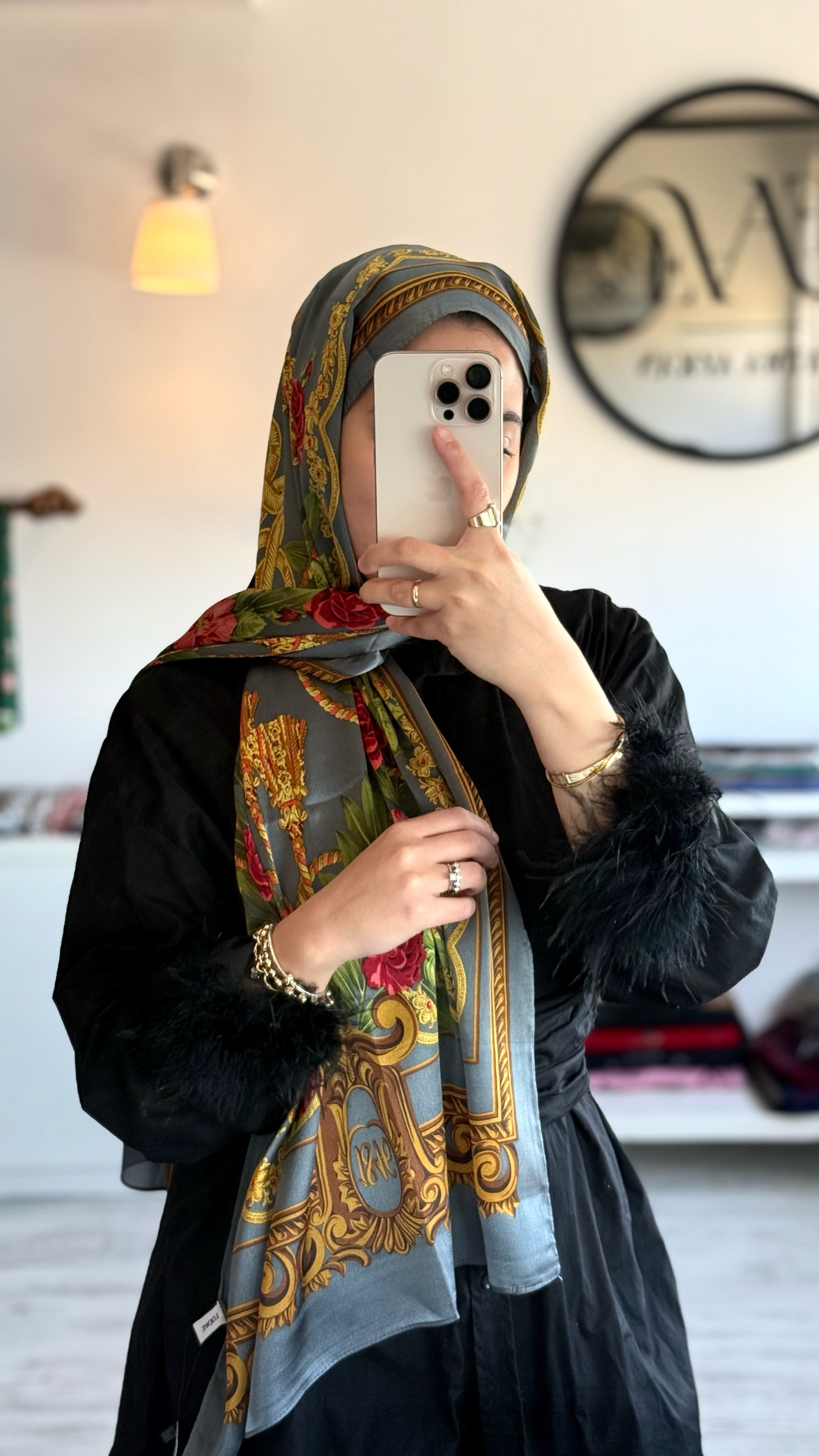 GRİ RENK ÇİCEK DESENLİ ŞAL