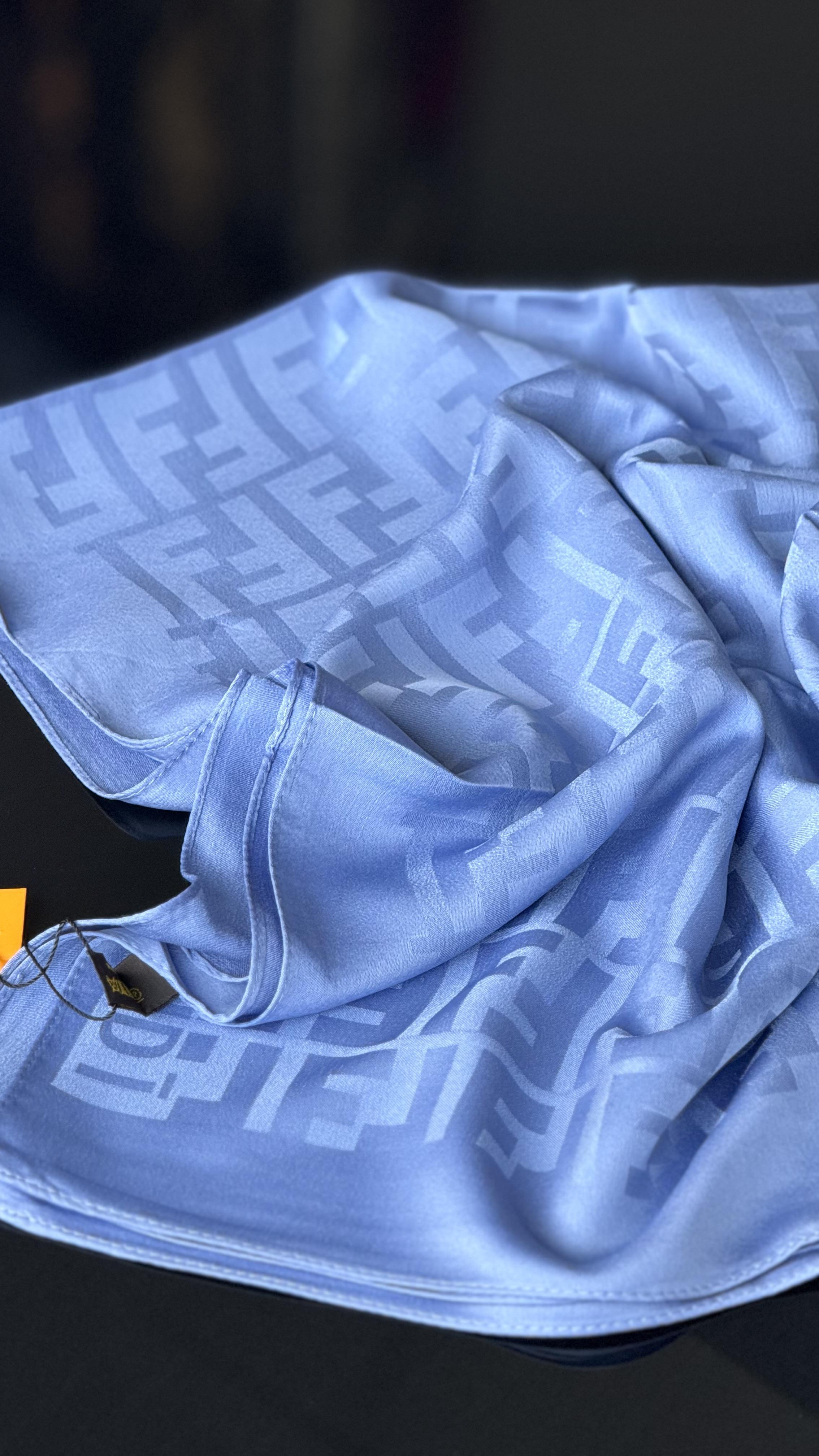 İNDİGO MAVİ İPEK PAMUK EŞARP 