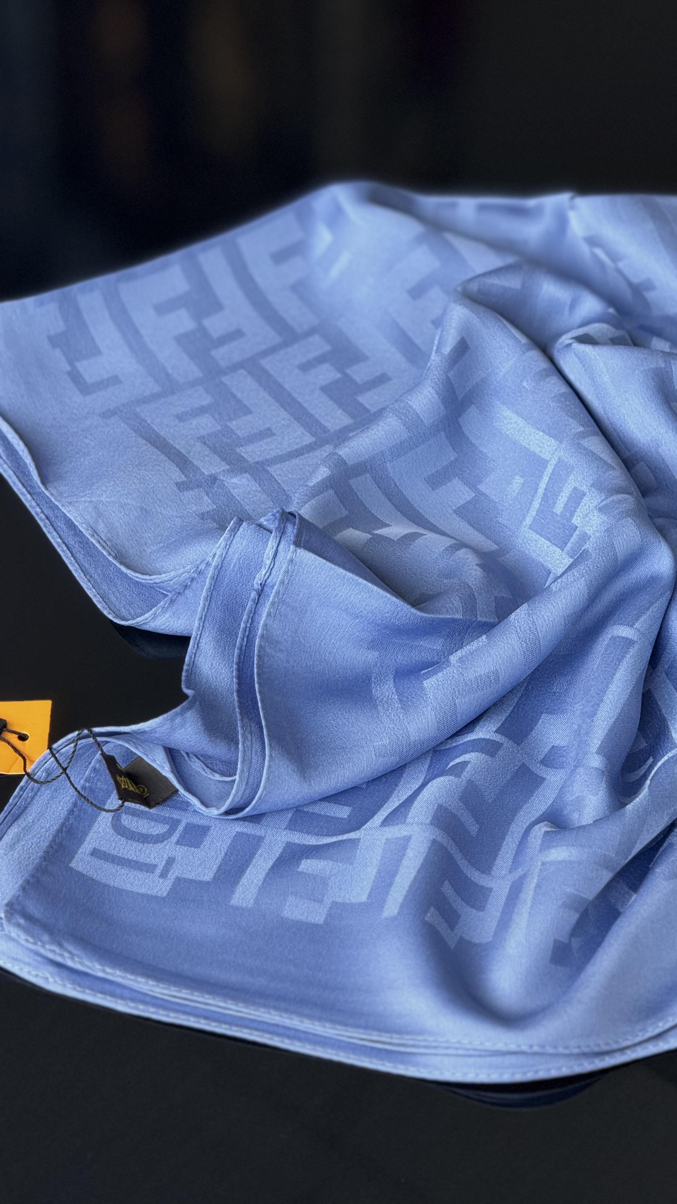 İNDİGO MAVİ İPEK PAMUK EŞARP 