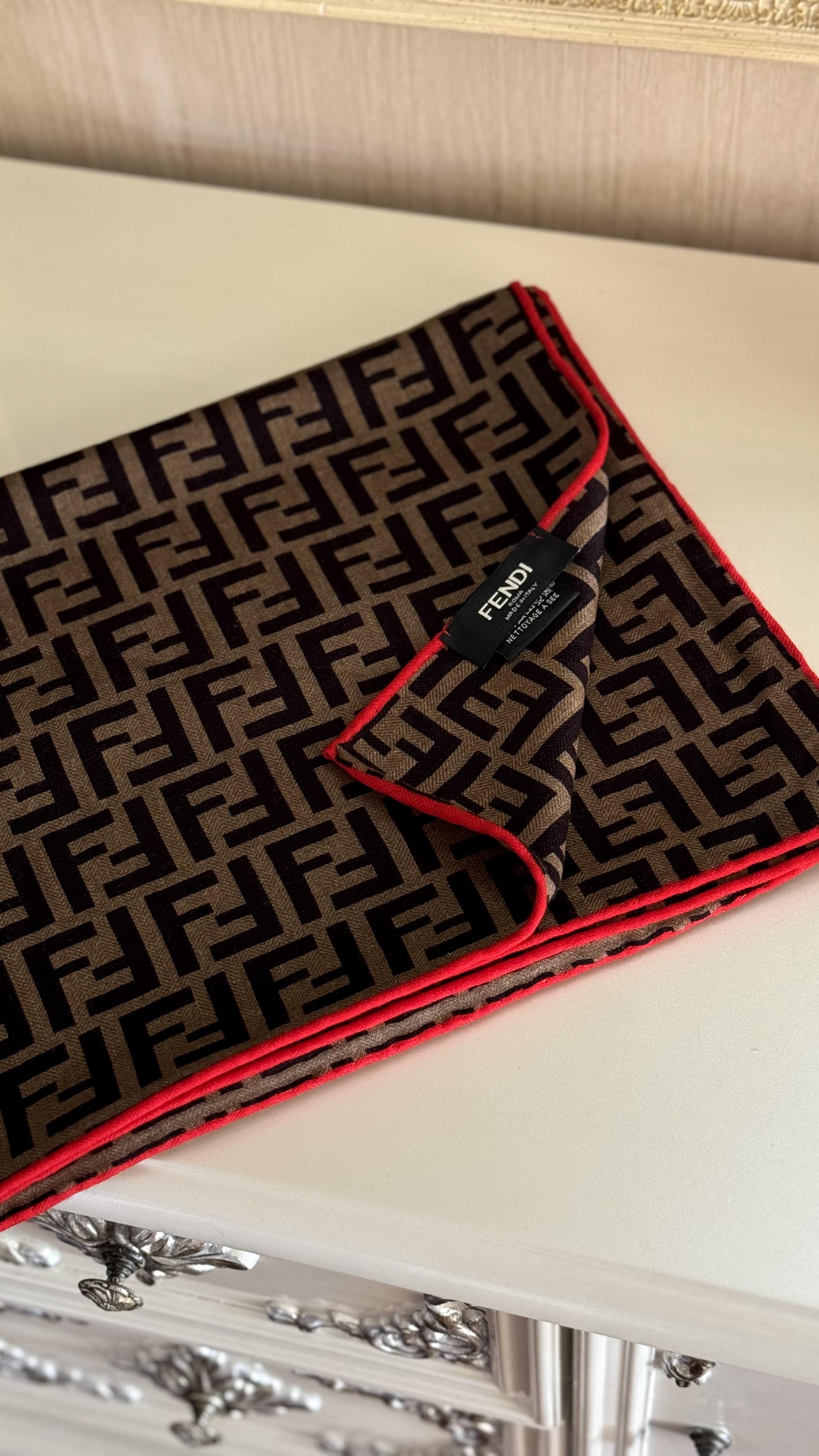 KIRMIZI GEÇİŞLİ SAF KAŞMİR ŞAL 