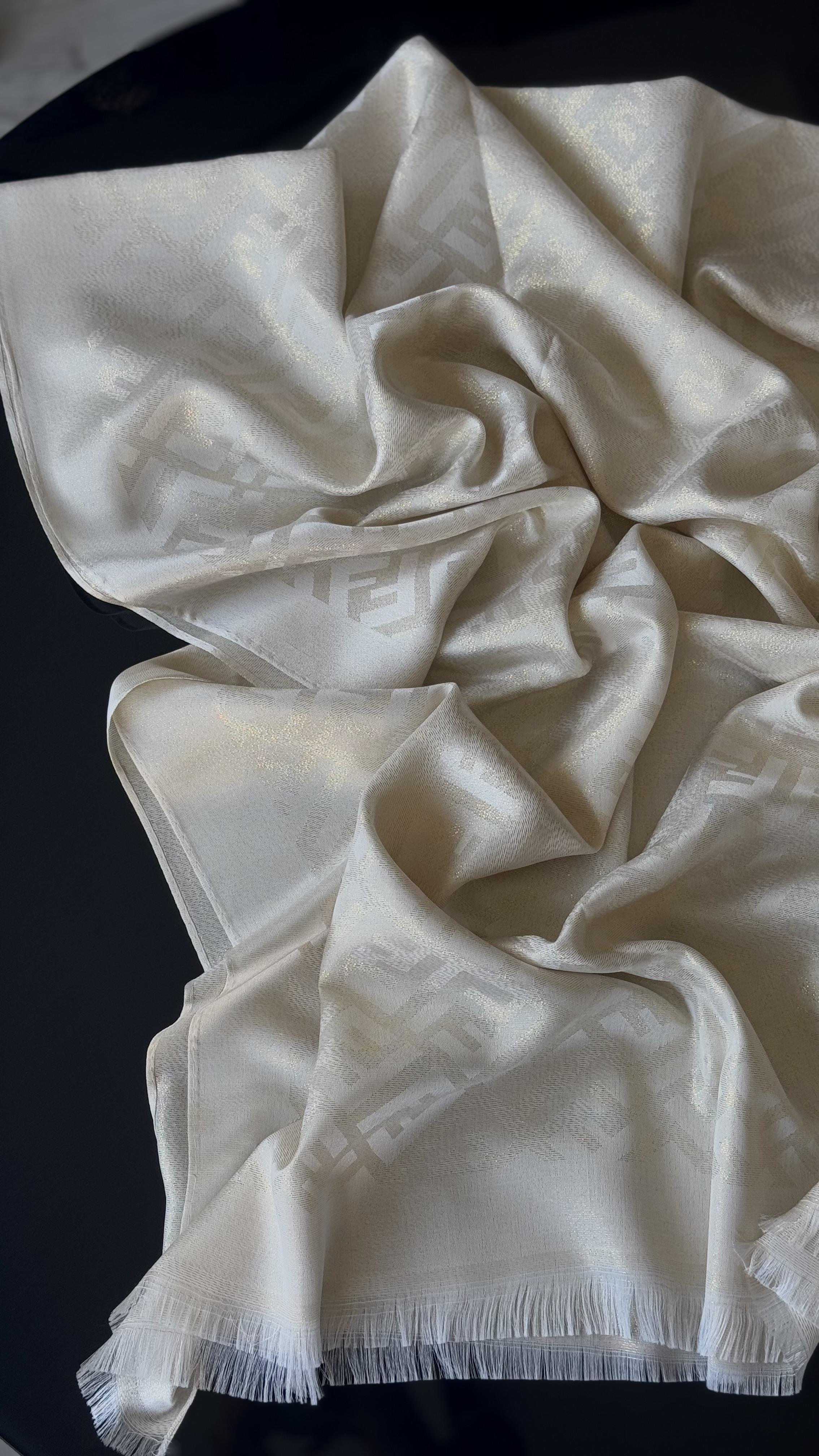 KREM / SİMLİ İPEK ŞAL