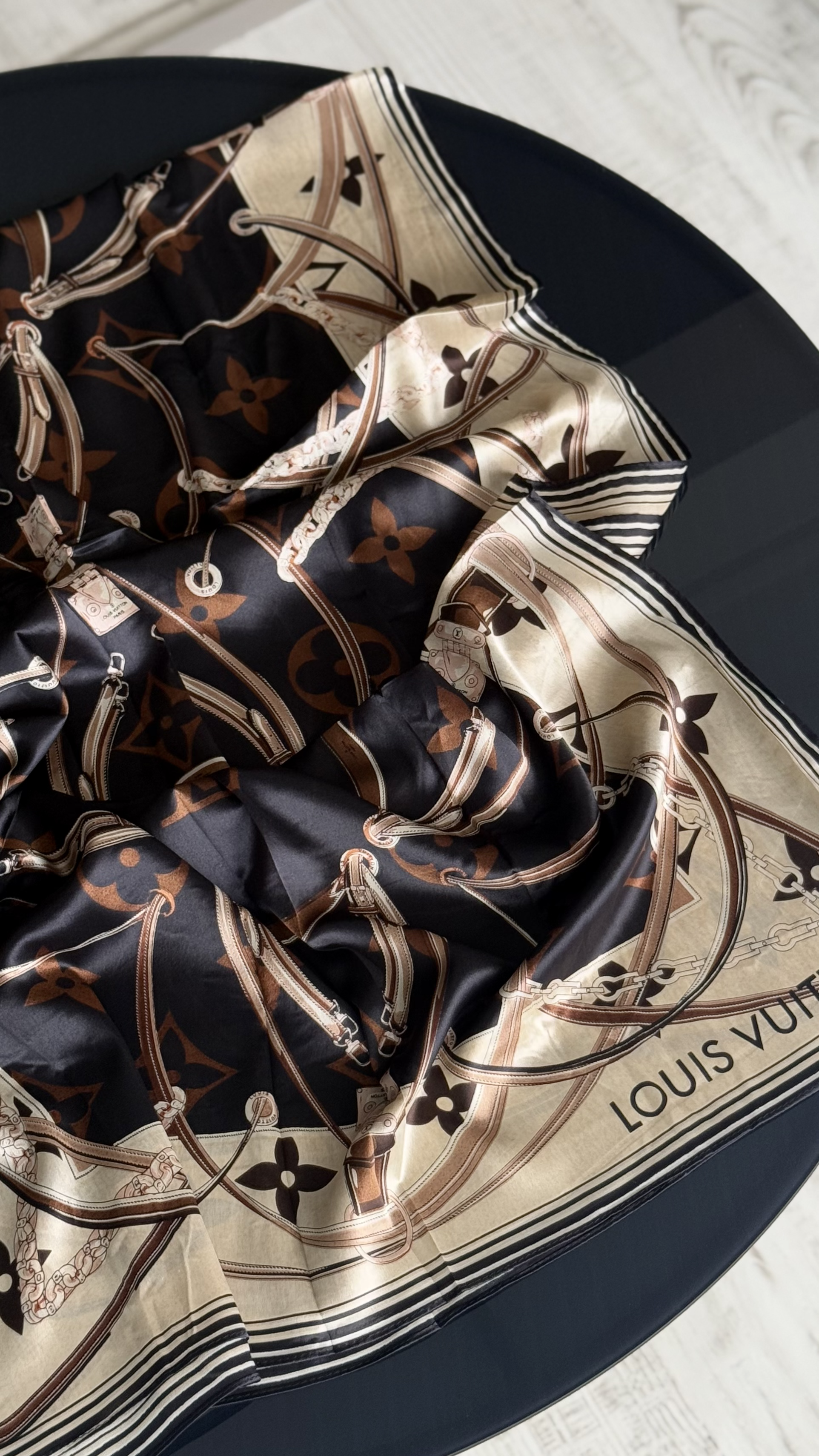 KREM / SİYAH VUAL İPEK ŞAL