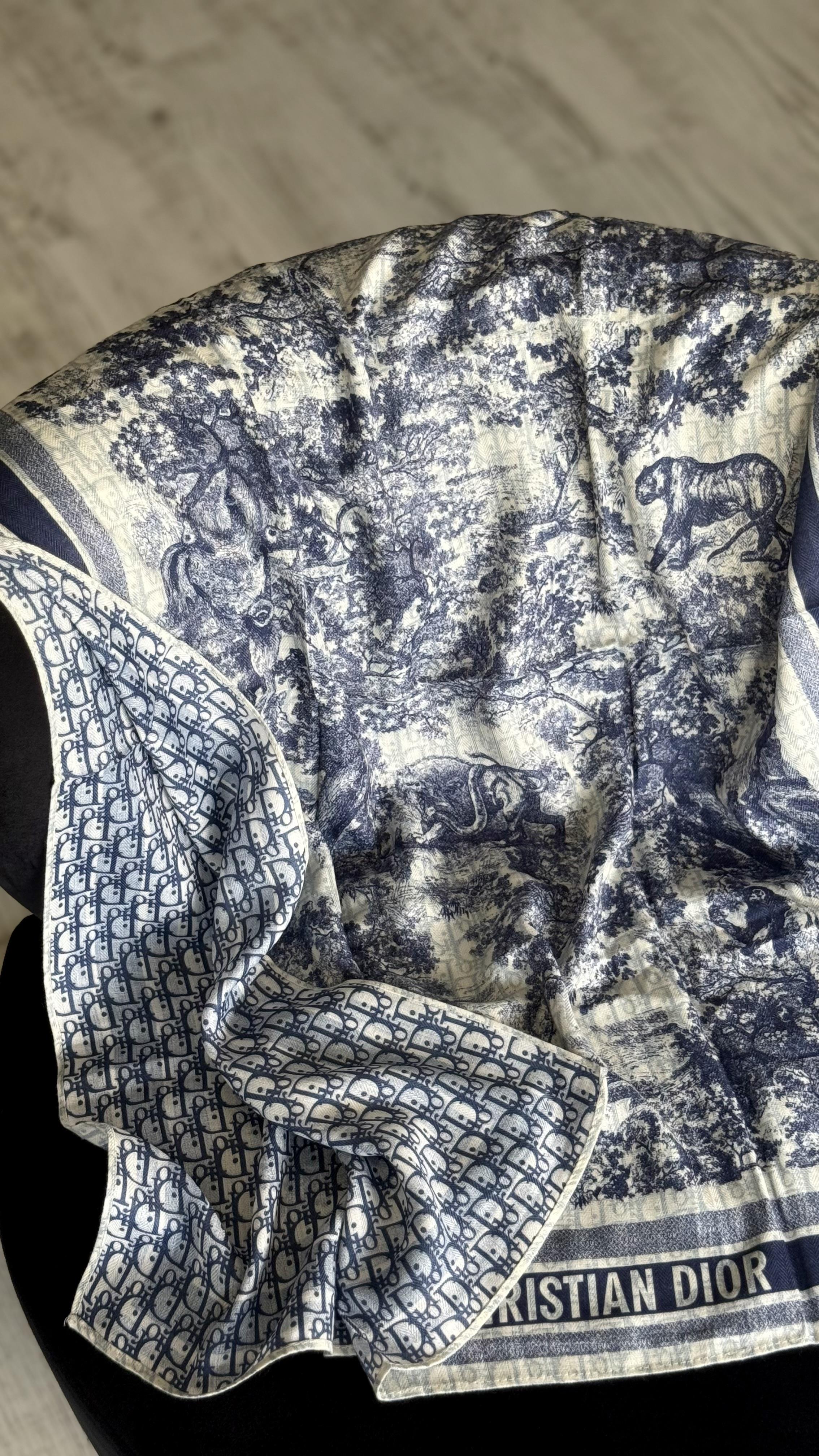 LACİVERT ÇİFT YÖNLÜ DESENLİ YÜN İPEK ŞAL