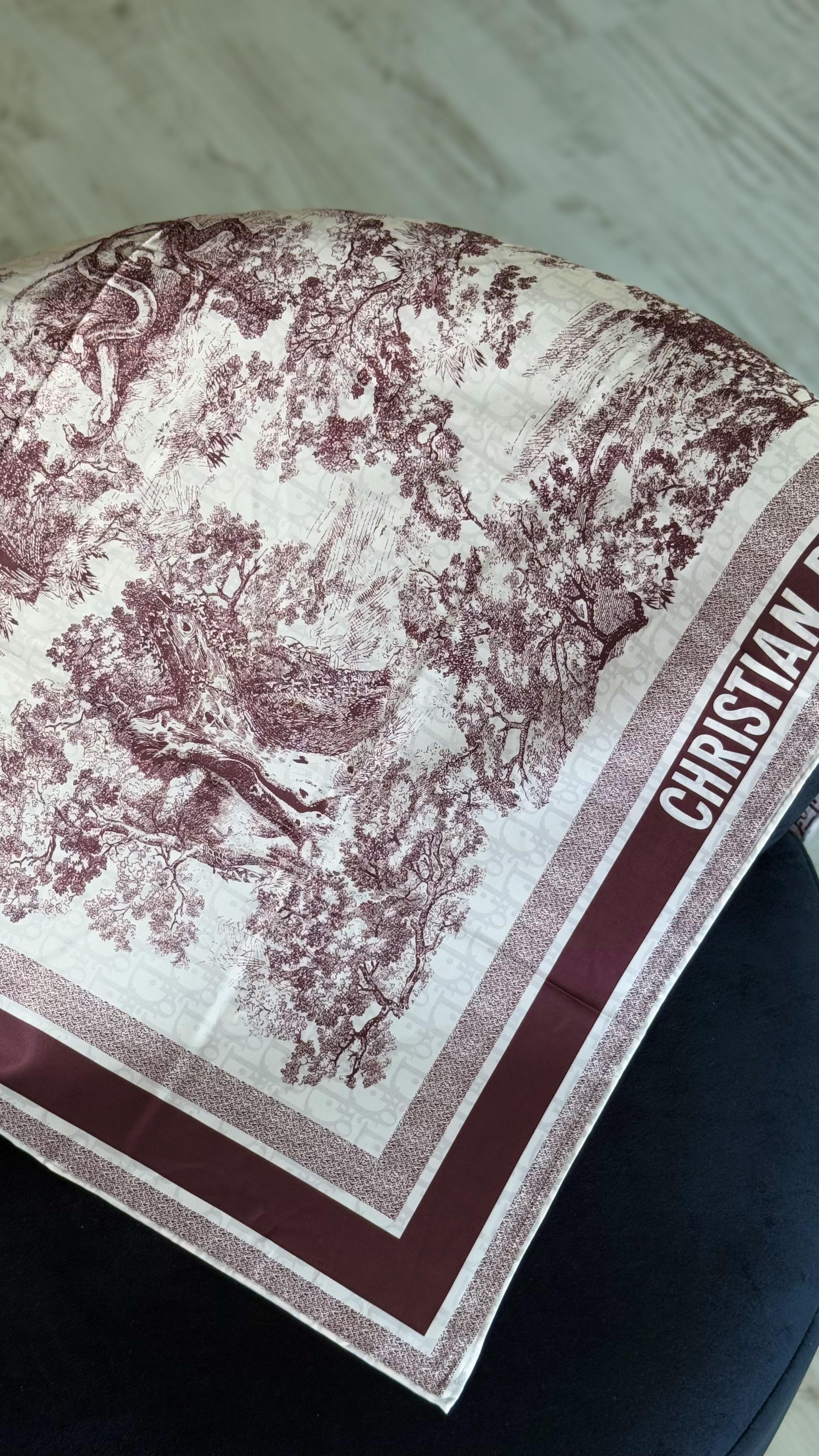 ORJİNAL DESEN BORDO TWİL EŞARP
