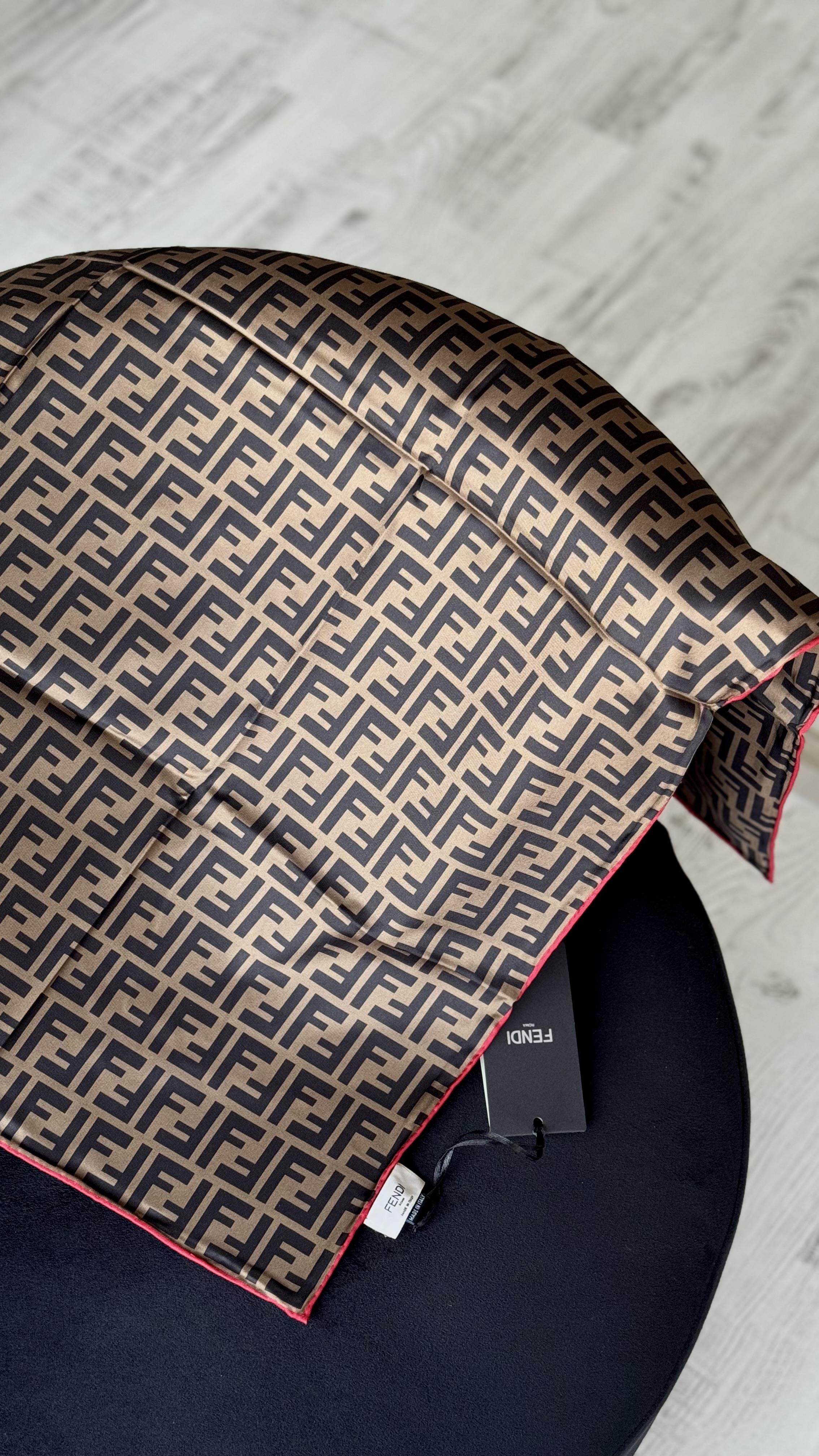 ORJİNAL KALİTE FENDİ EŞARP 