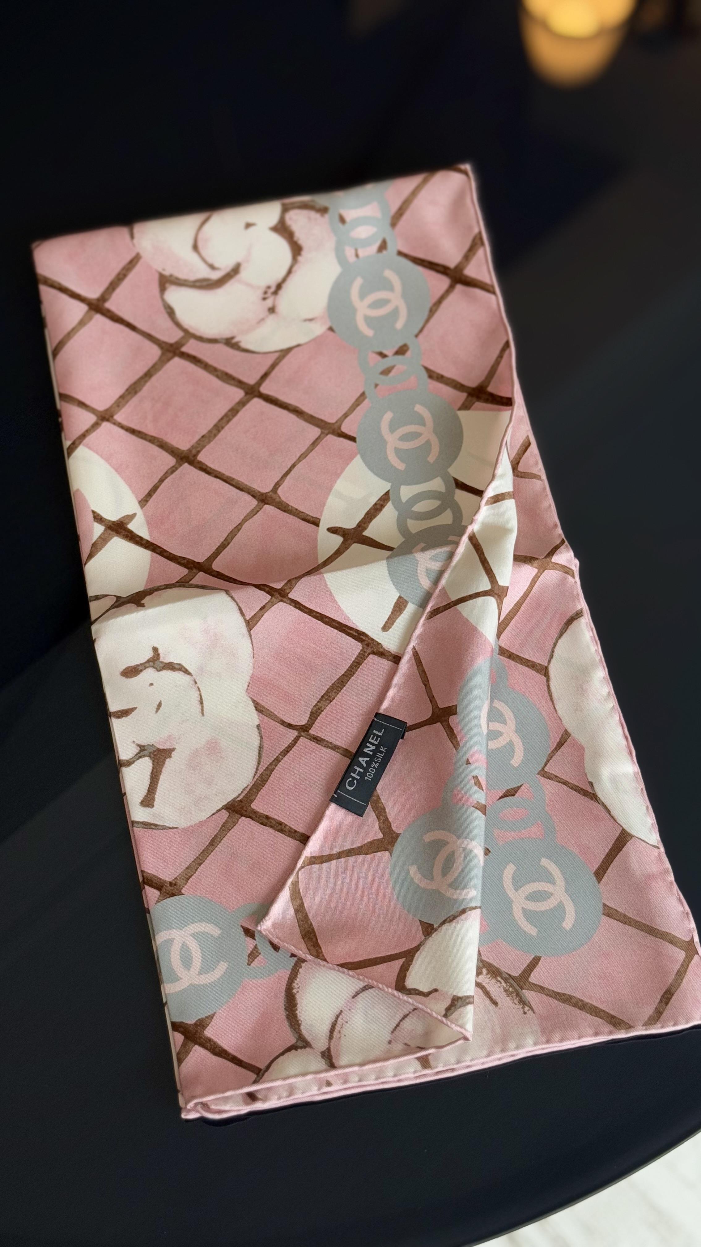 PEMBE ORJİNAL DESEN %100 SAF İPEK EŞARP