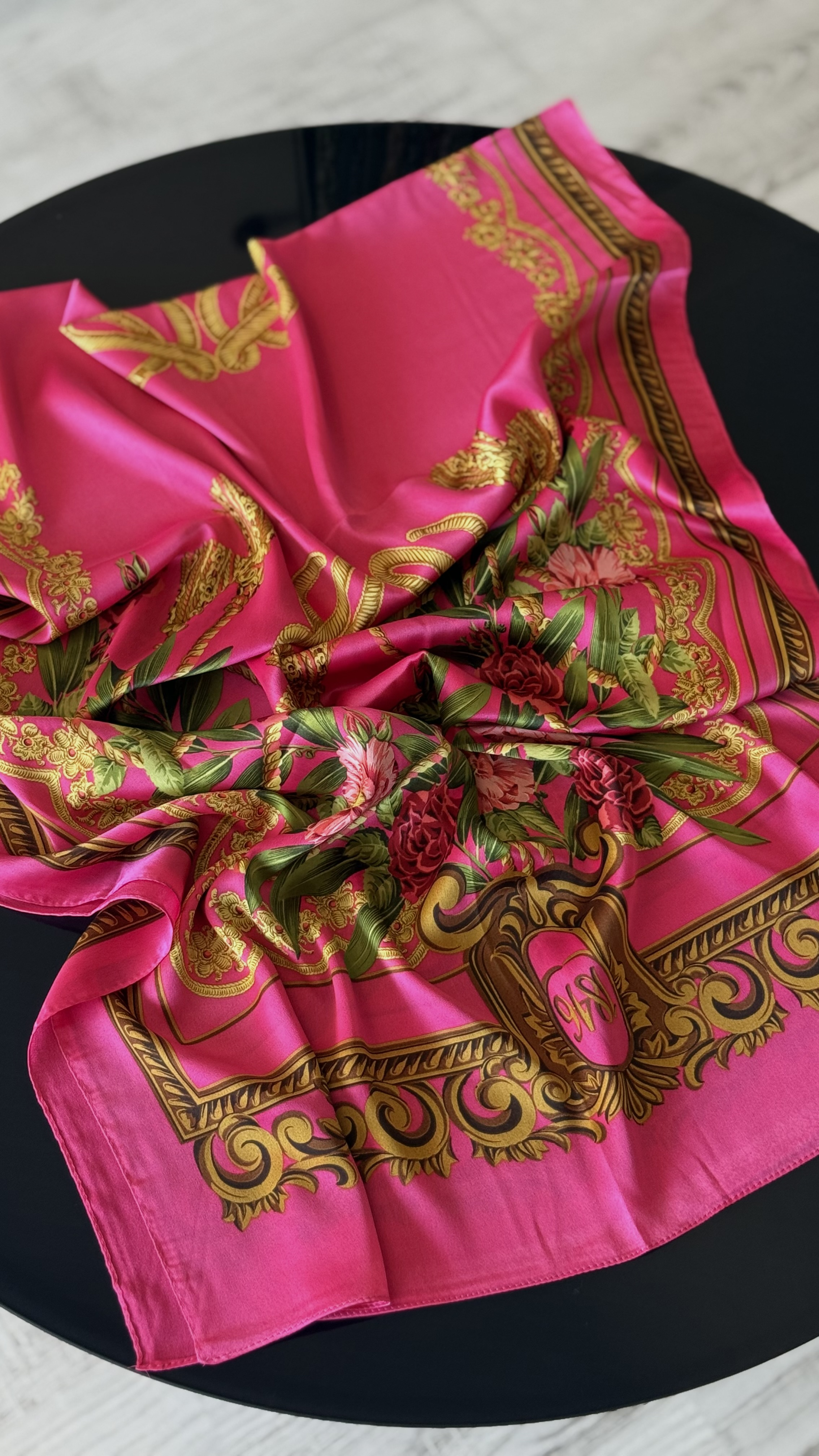 PEMBE RENK ÇİCEK DESENLİ ŞAL