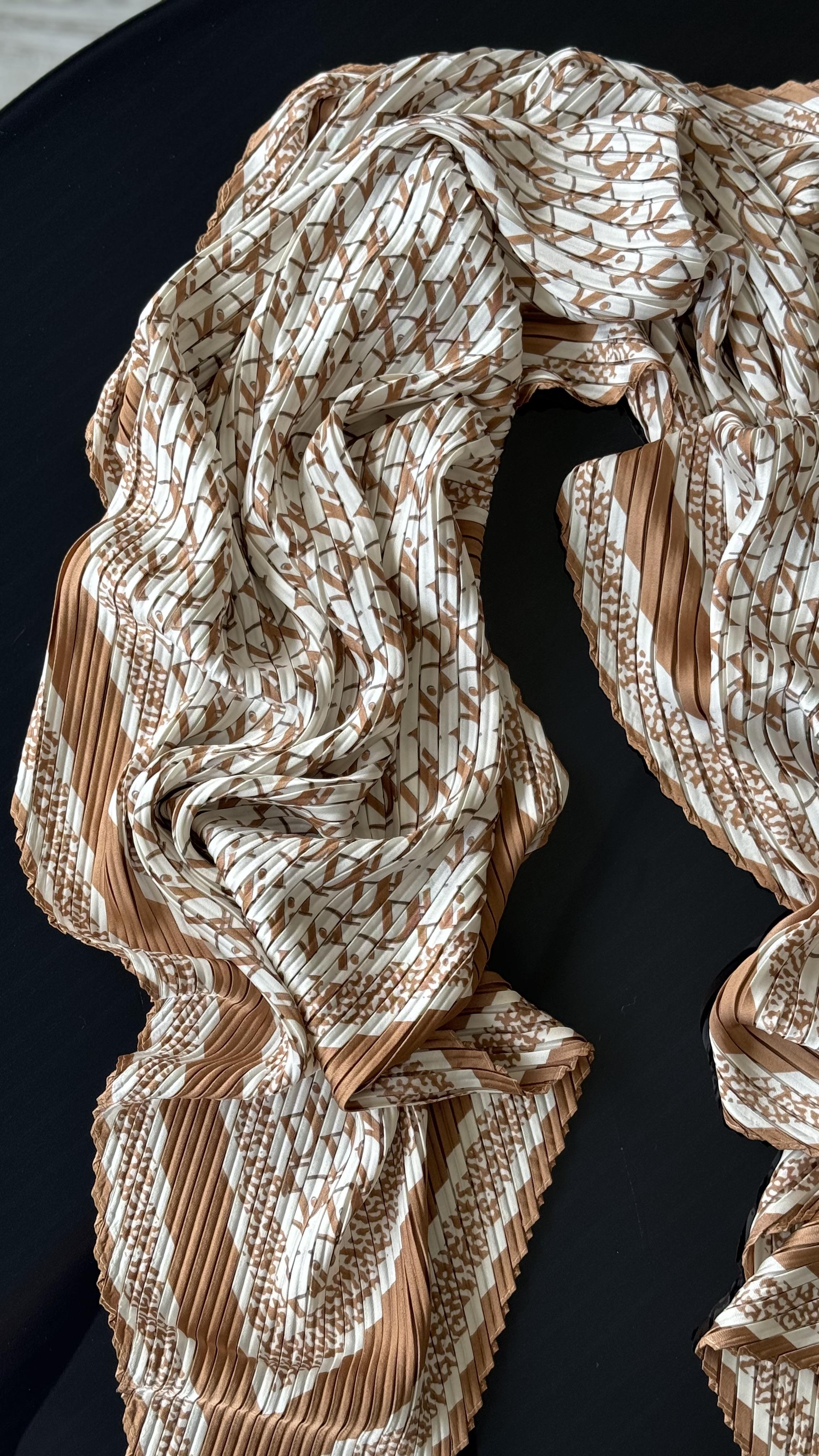 PLİSELİ VİZON RENK ŞAL