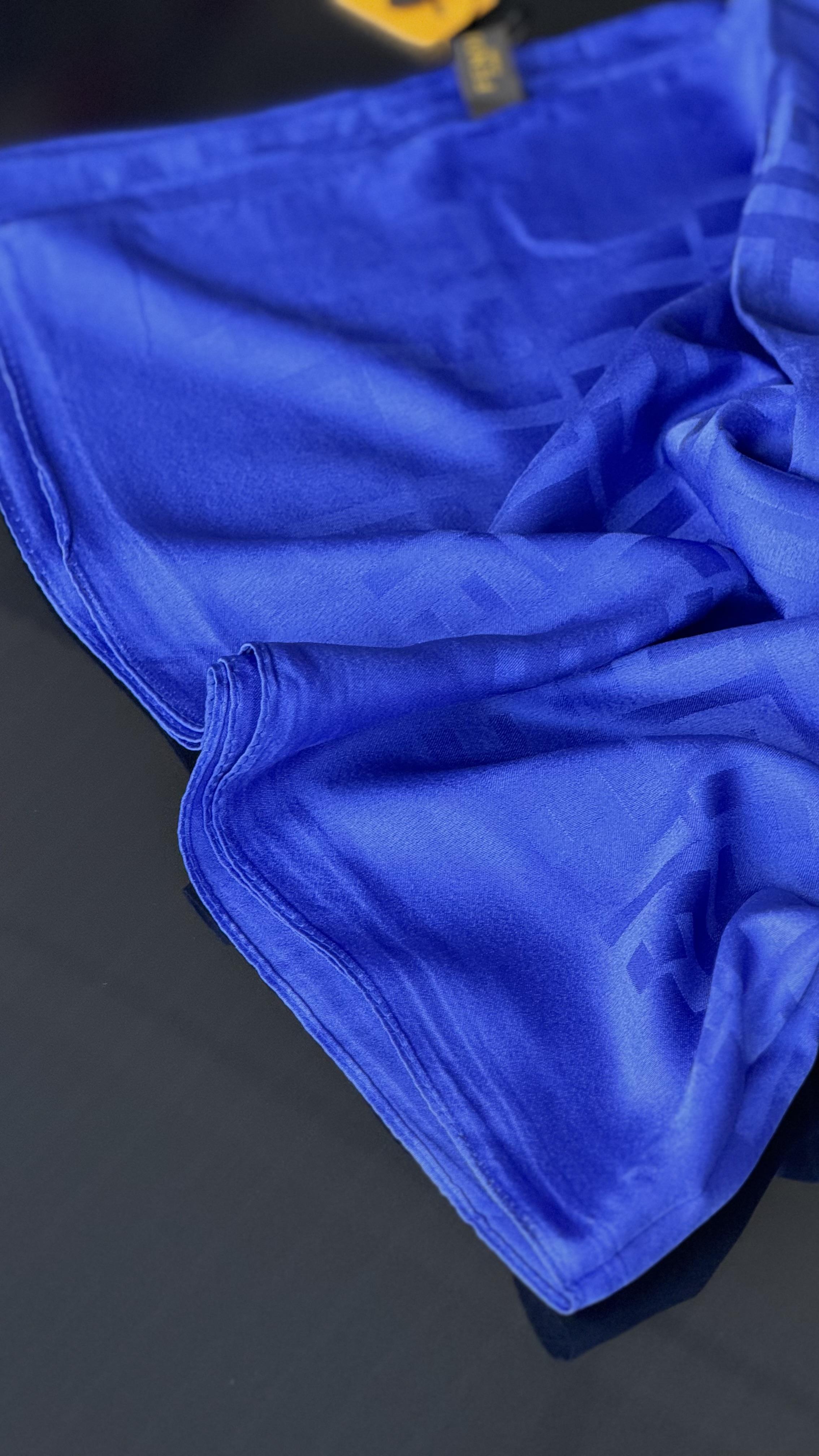 SAKS MAVİ İPEK PAMUK EŞARP 