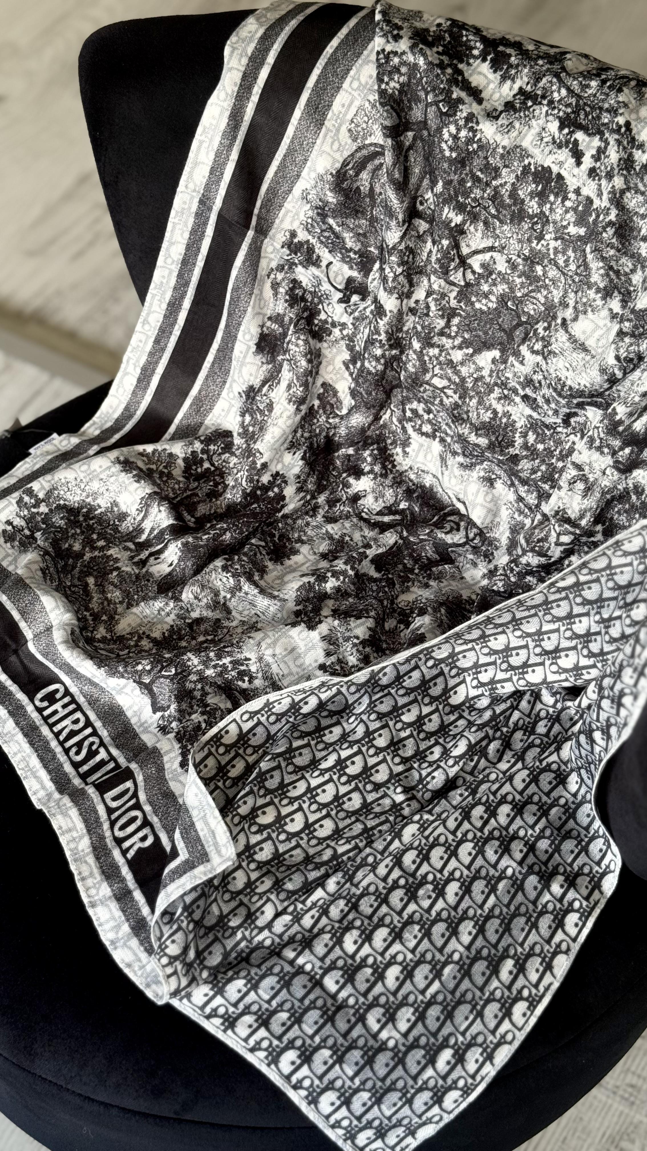 SİYAH ÇİFT YÖNLÜ DESENLİ YÜN İPEK ŞAL