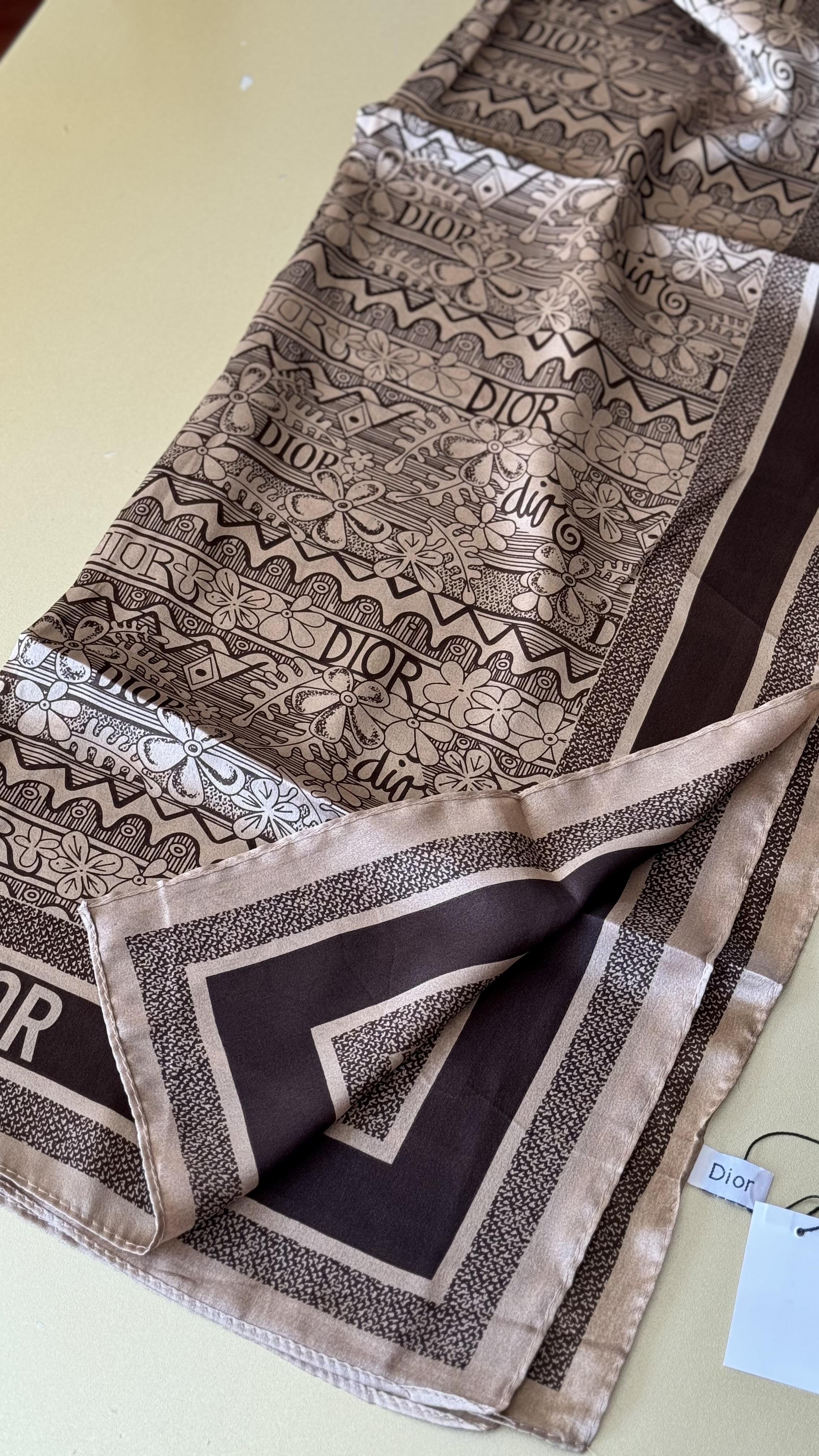 TOPRAK RENK DESENLİ VUAL İPEK ŞAL 