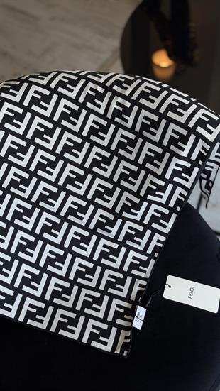 F DESEN TWİL / SİYAH BEYAZ EŞARP