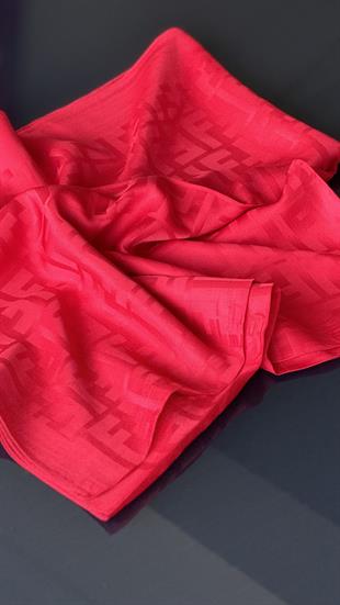 KIRMIZI İPEK PAMUK EŞARP 