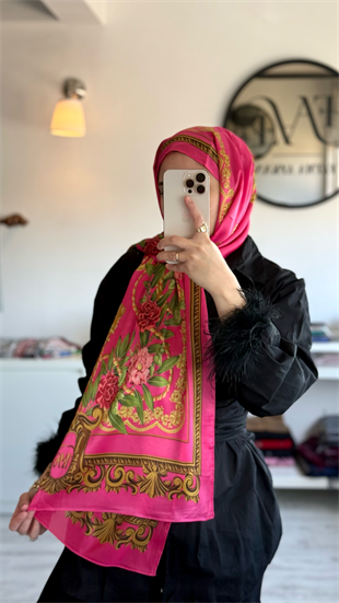 PEMBE RENK ÇİCEK DESENLİ ŞAL