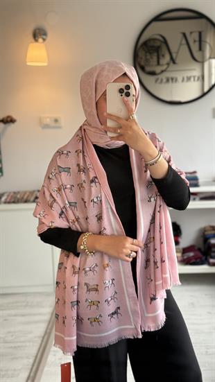 PUDRA PEMBE AT DESENLİ YÜN İPEK ŞAL