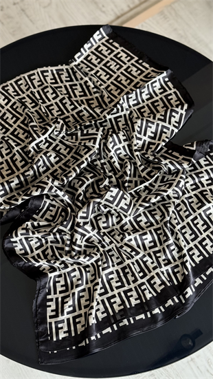 SİYAH / BEYAZ GEÇİŞLİ F VUAL İPEK ŞAL 