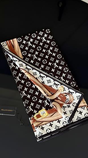 SİYAH BEYAZ KLASIK MODEL TWİL İPEK EŞARP