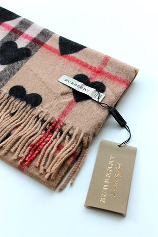 SİYAH KALPLİ OMUZ ŞALI