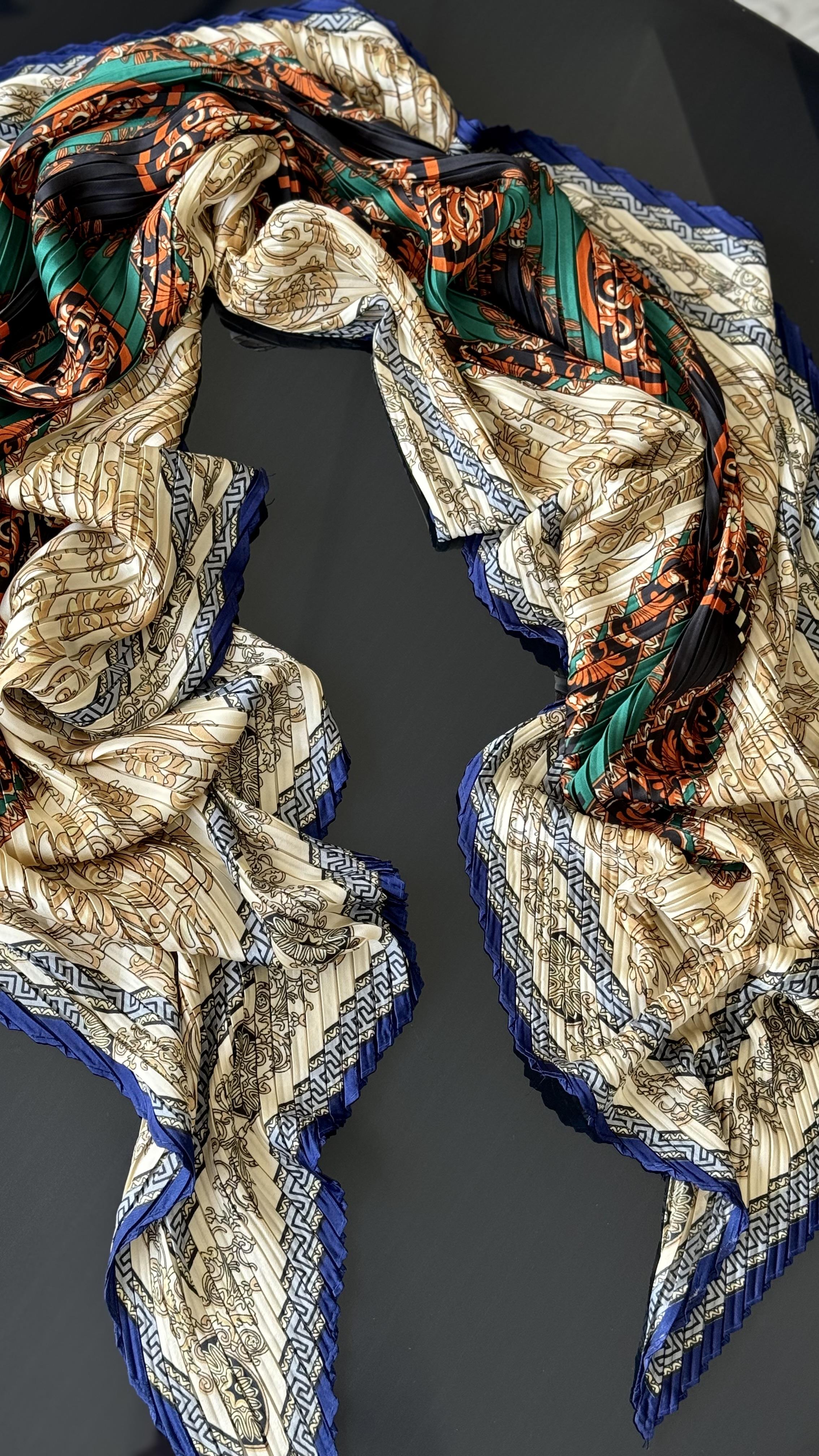 BEJ / YEŞİL PLİSELİ ŞAL