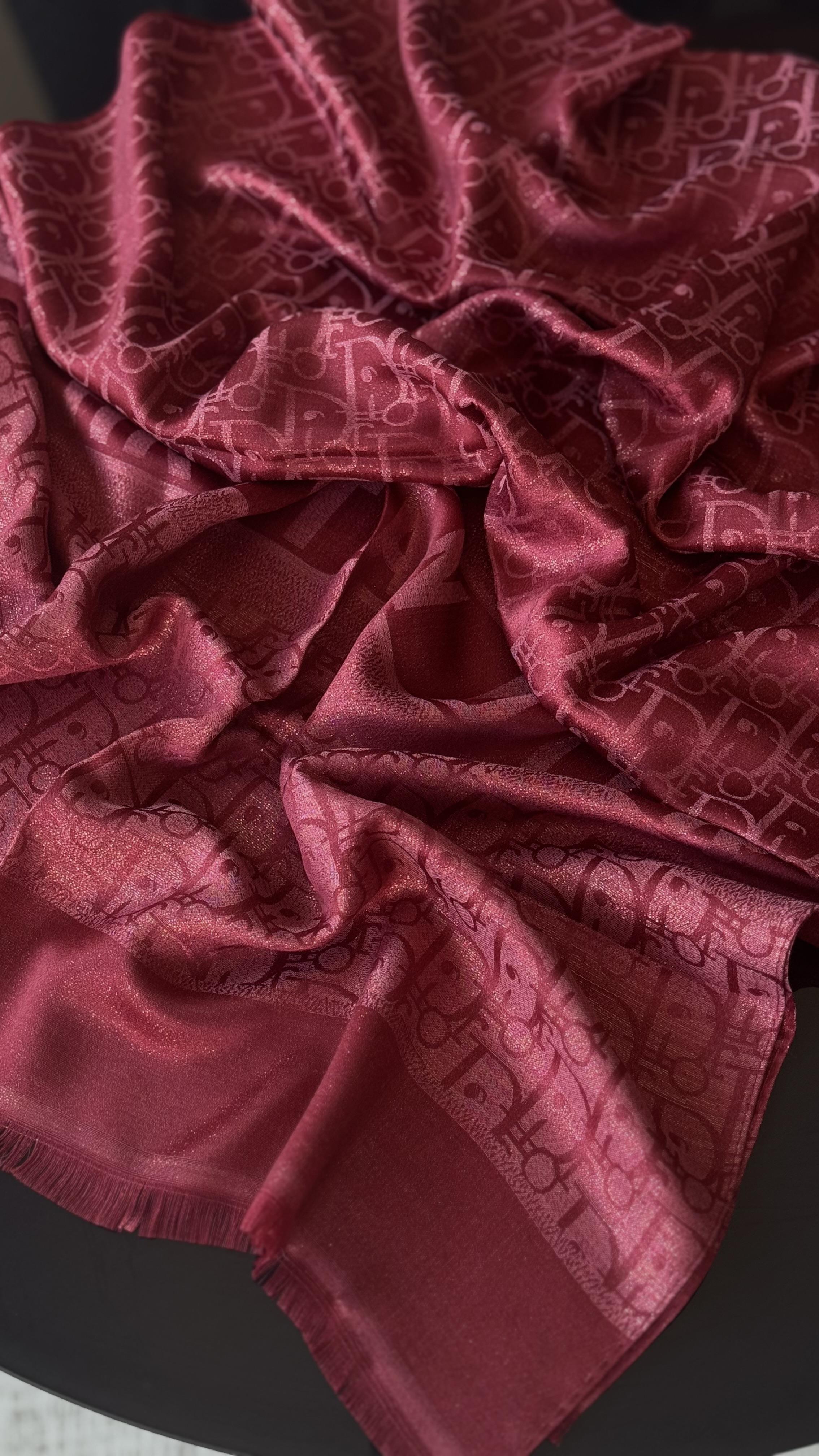 D KIRMIZI SİMLİ İPEK ŞAL