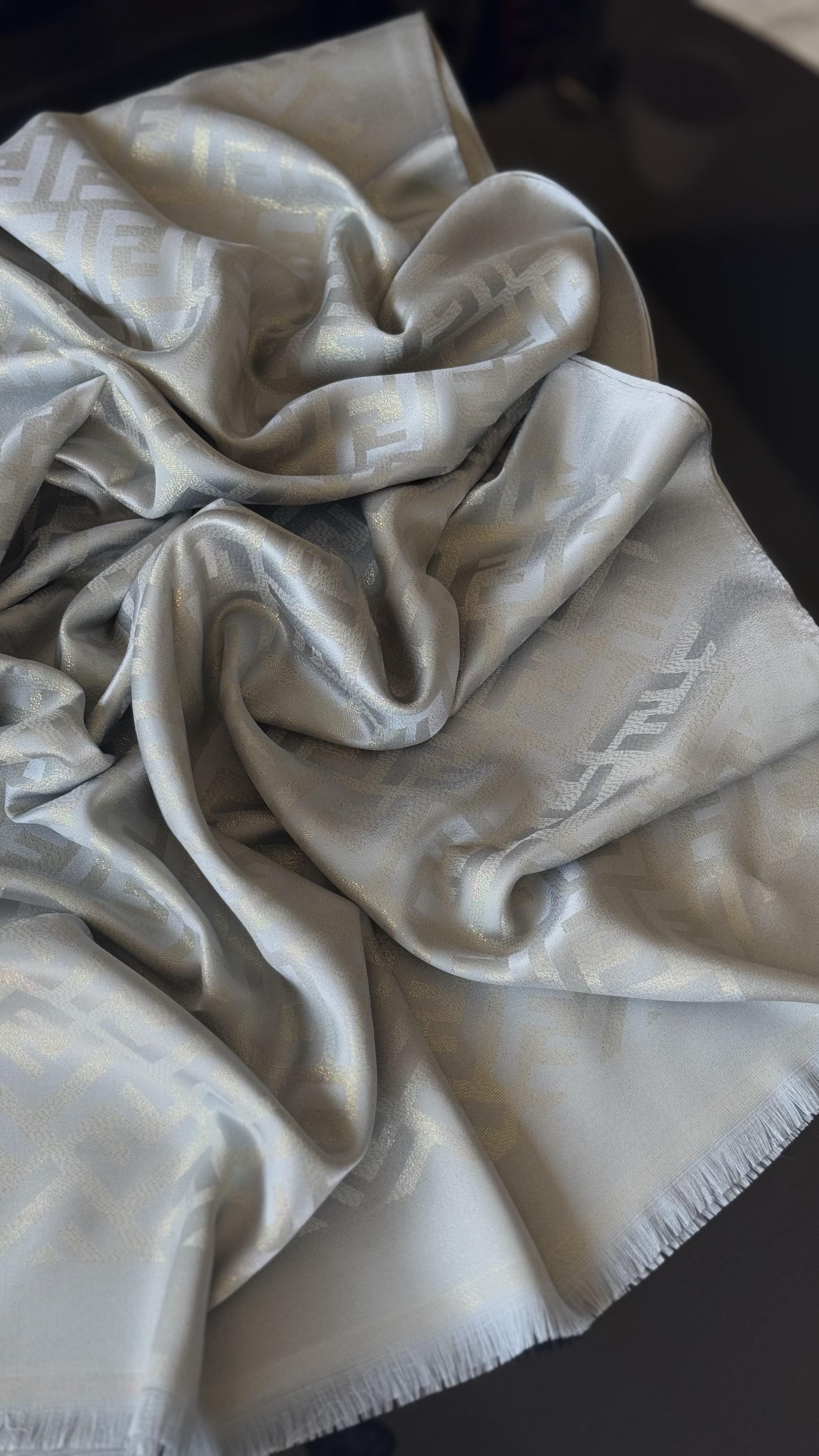 GÜMÜŞ GRİ / SİMLİ İPEK ŞAL