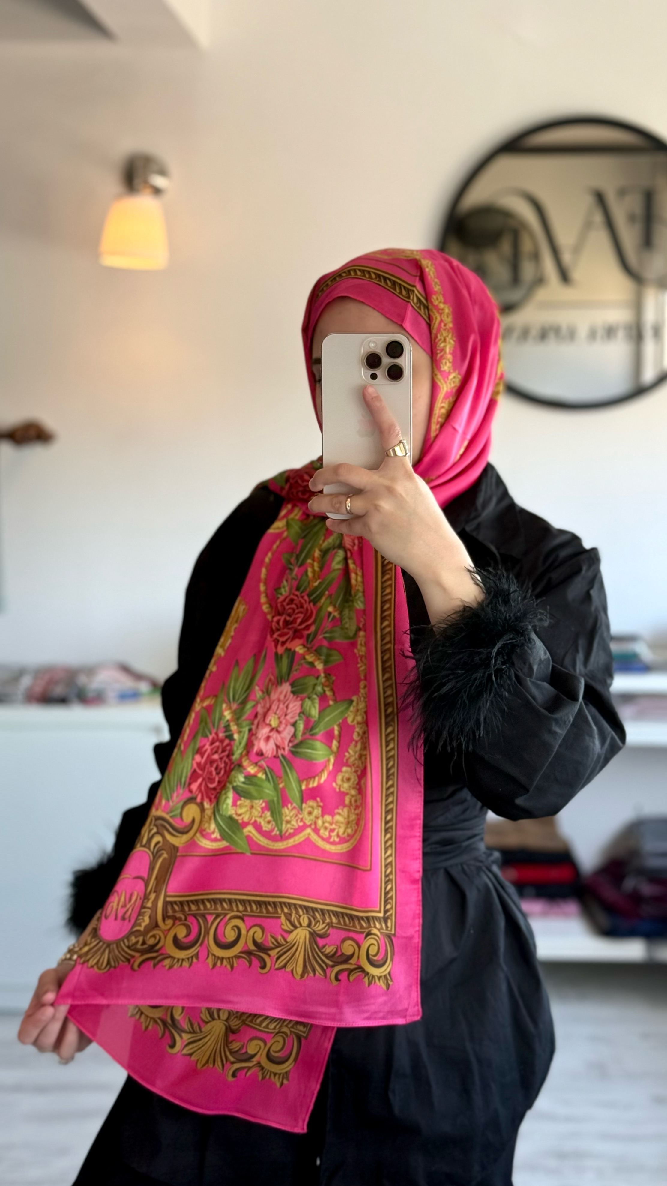 PEMBE RENK ÇİCEK DESENLİ ŞAL