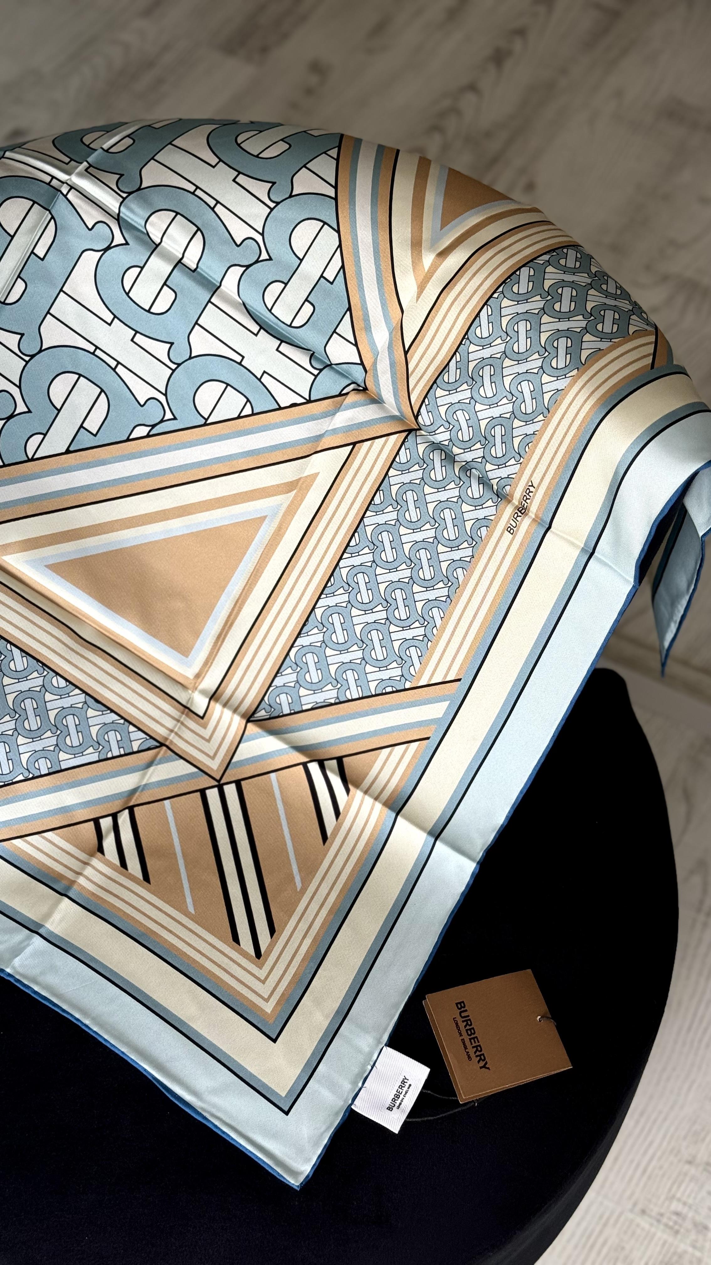 YÜKSEK KALİTE İPEK MAVİ RENK 