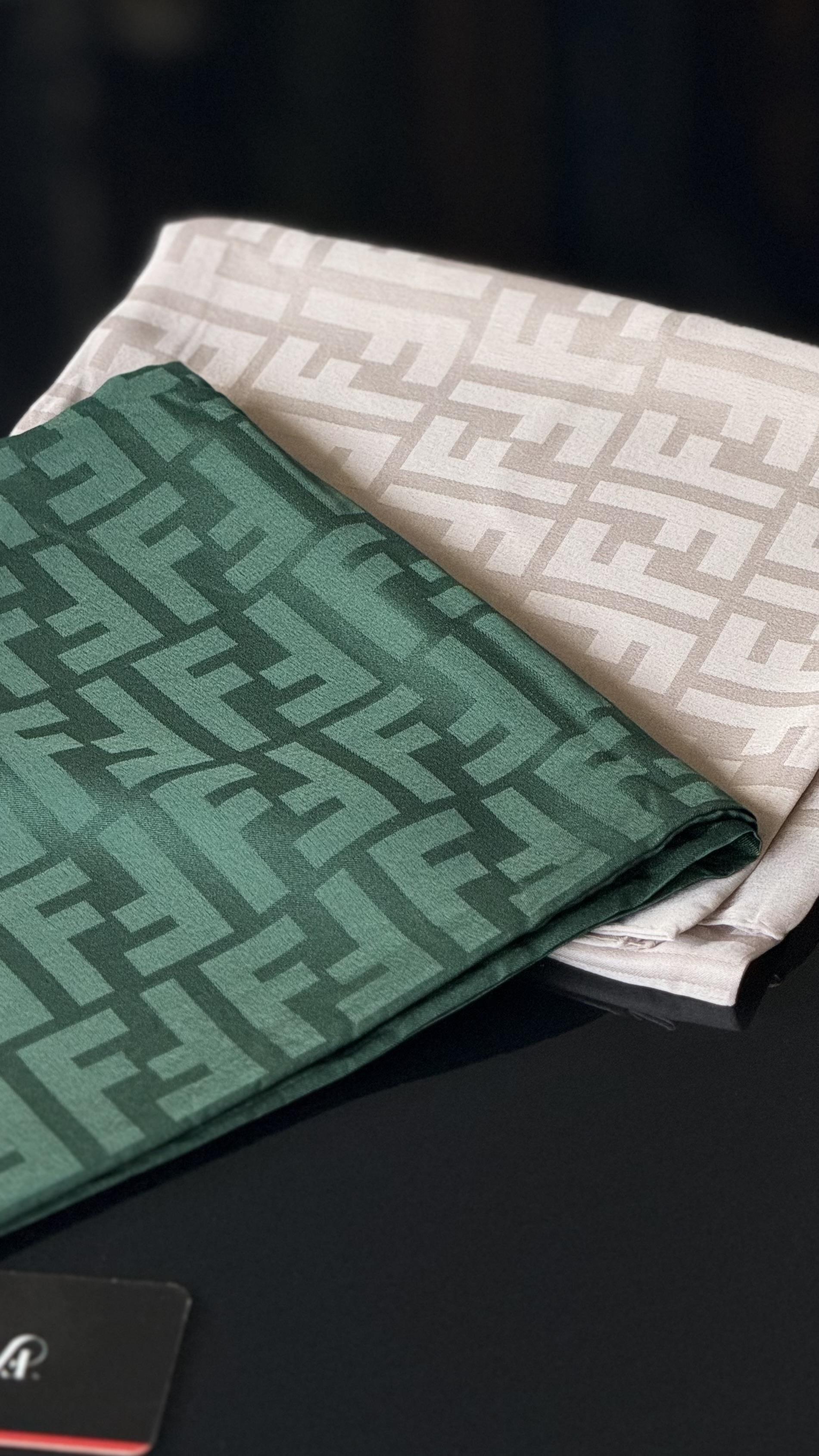 ZÜMRÜT İPEK PAMUK EŞARP 