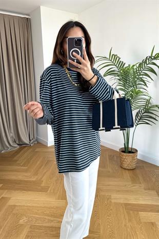 Lacivert Beyaz Çizgili Bisiklet Yaka Sweatshirt