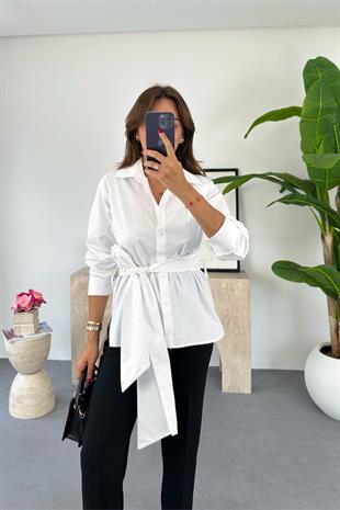 Serya Beyaz Kuşaklı Gömlek