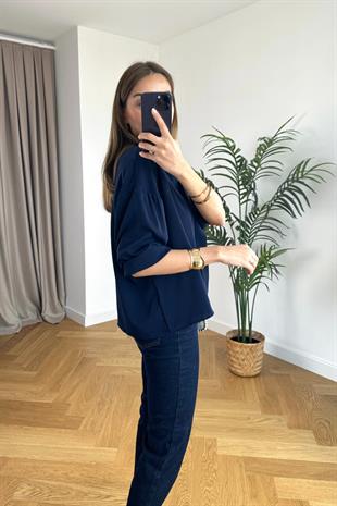 Zumta Lacivert Gizli Düğme Detaylı Gömlek