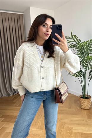 Lily Ekru V Yaka Taş Düğmeli Hırka