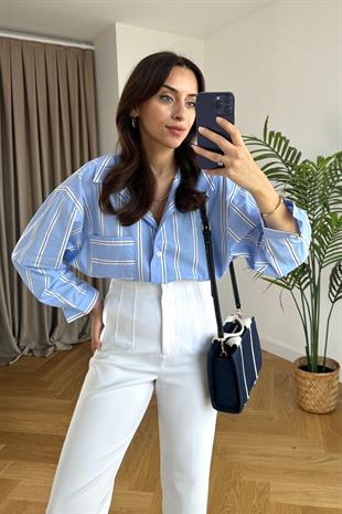 Mavi Beyaz Çizgili Cep Detaylı Gömlek