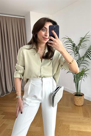 Cudy Mint Yeşili V Yaka Saten Gömlek 