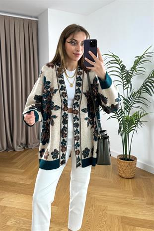 Wensy Ekru Çiçek Detaylı Hırka