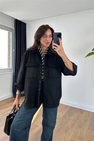 Brinda Siyah Cep Detaylı Ceket