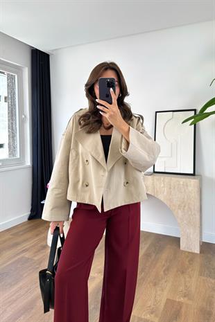 Loisa Koyu Bej Düğme Detaylı Kısa Trençkot