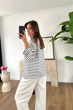 Cesina Beyaz Lacivert Çizgili Bisiklet Yaka Sweatshirt