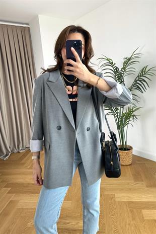 Olessa ZR Gri Çift Düğme Detaylı Premium Blazer