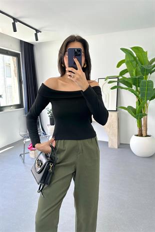 Velvet Siyah Madonna Yaka Bluz